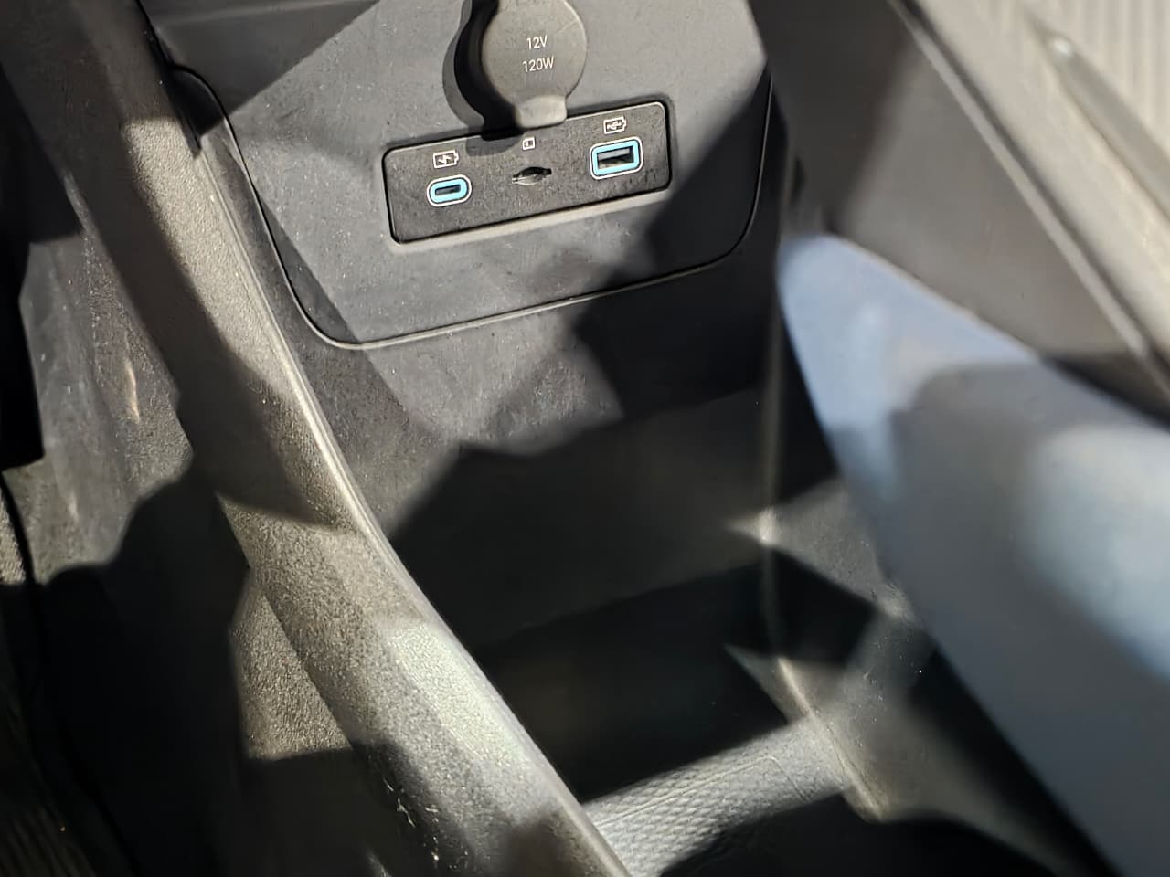 BYD DOLPHIN MINI
