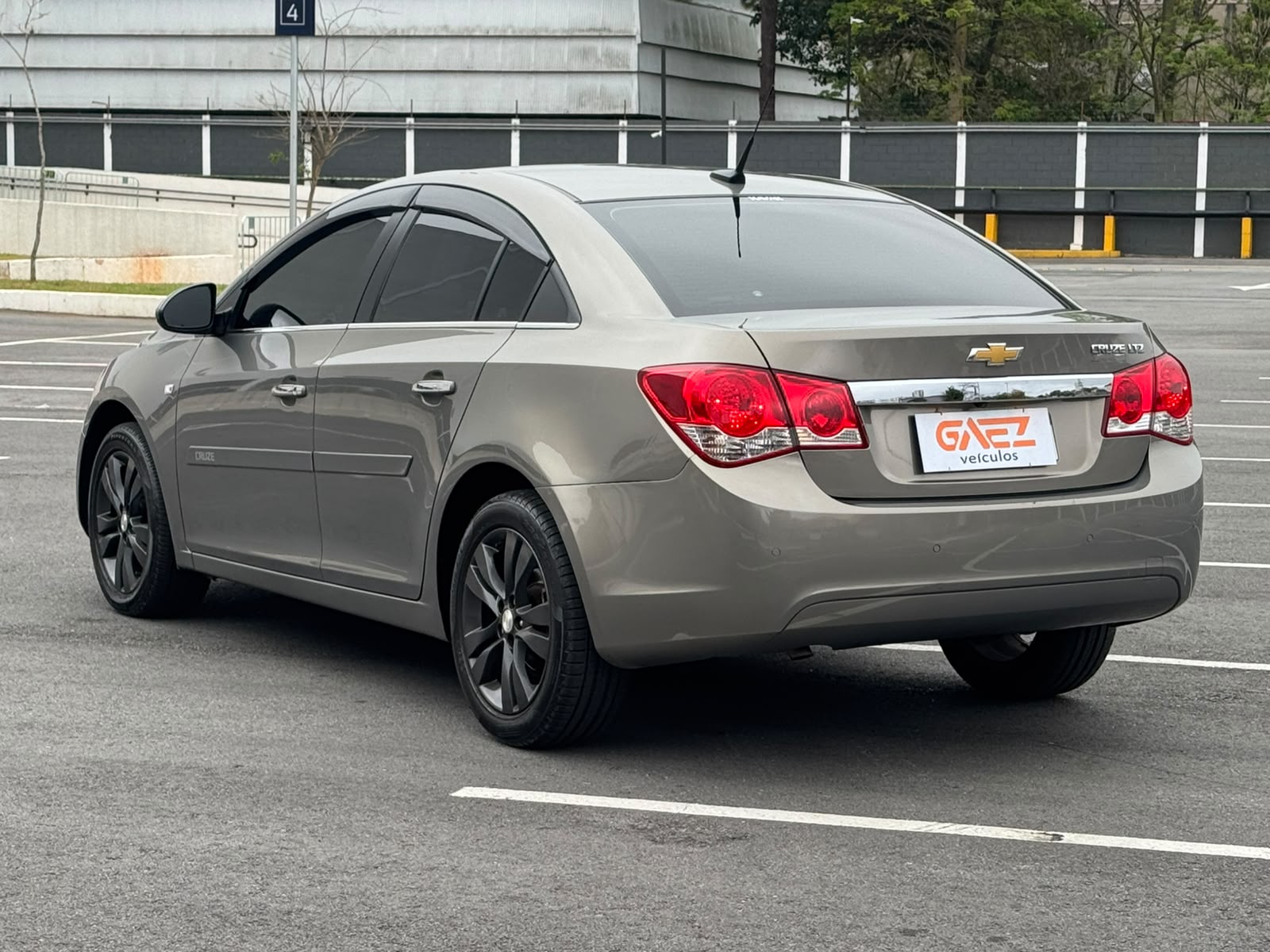 CHEVROLET CRUZE