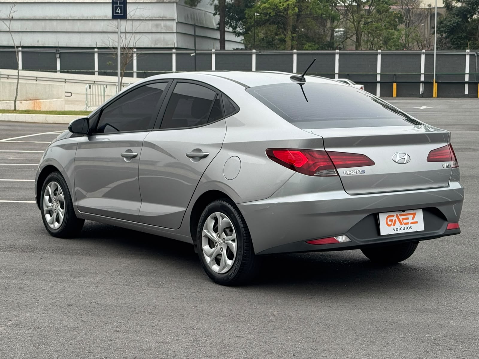 HYUNDAI HB20S
