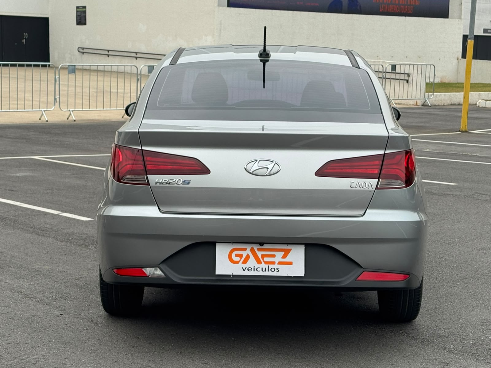 HYUNDAI HB20S