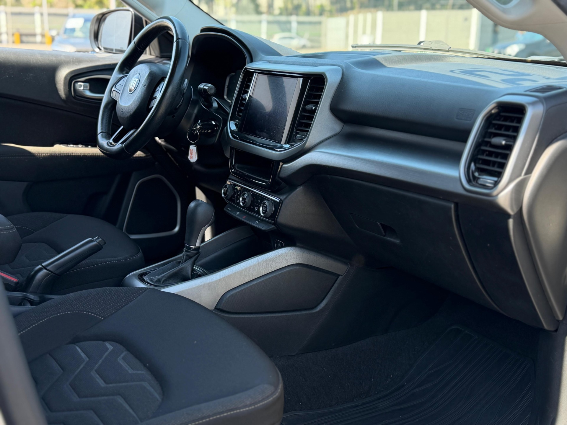 FIAT TORO