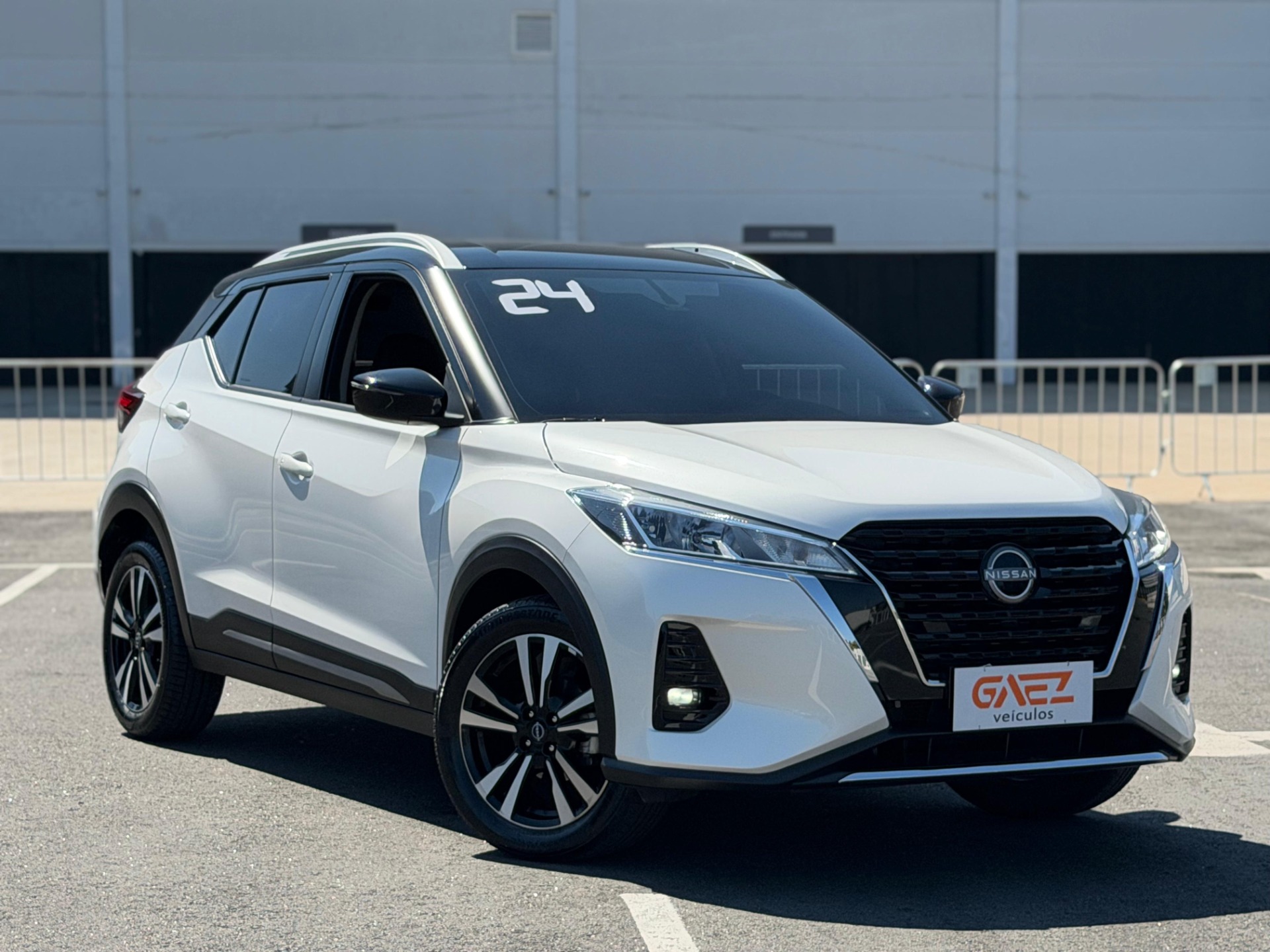 NISSAN KICKS