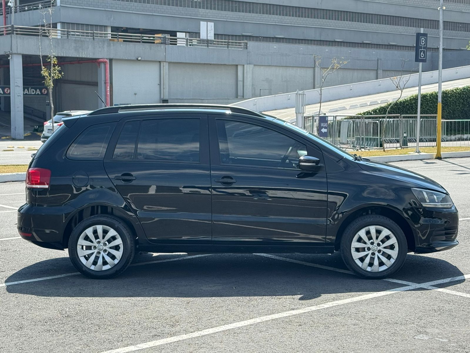 VOLKSWAGEN SPACEFOX