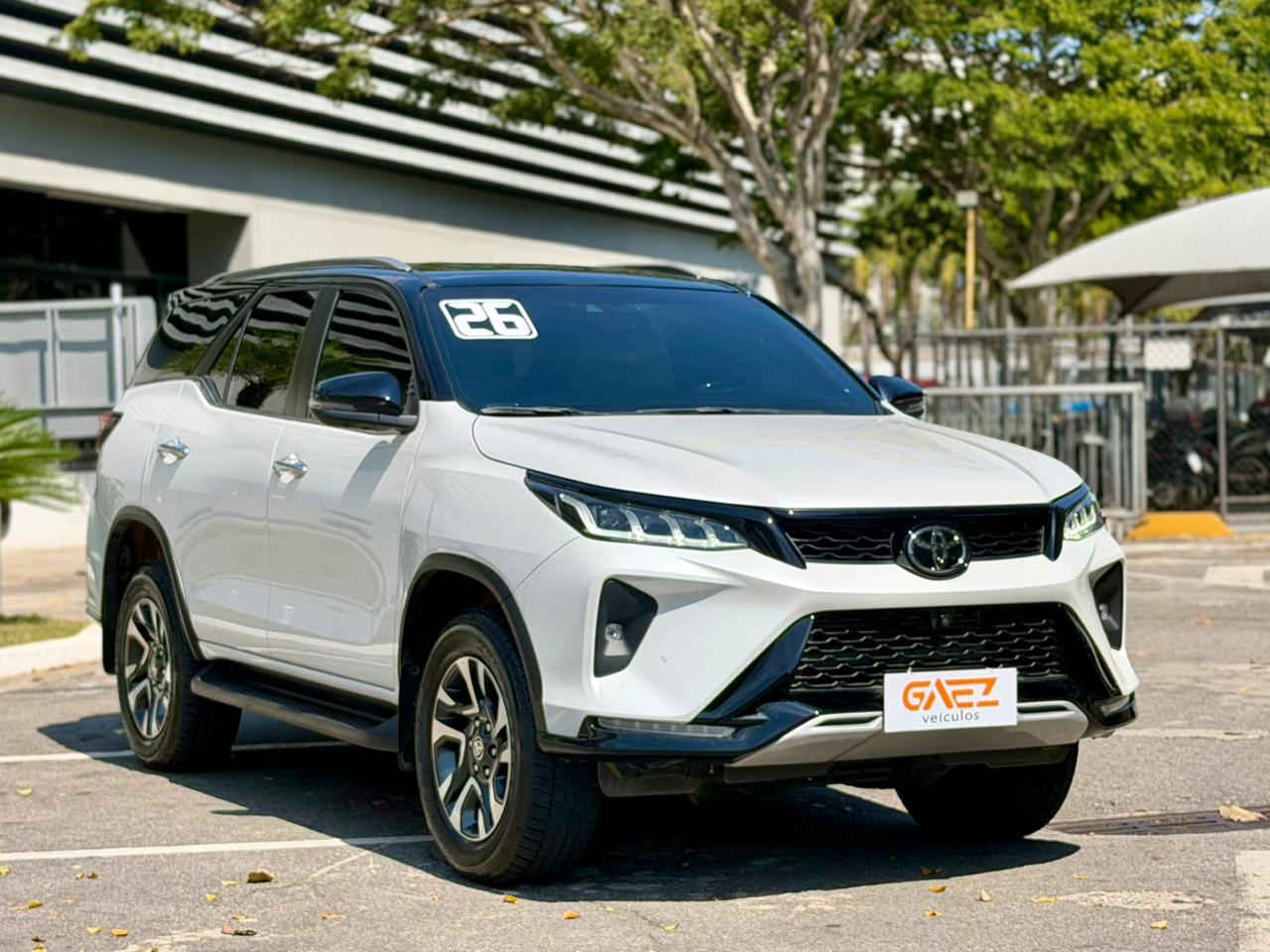 TOYOTA HILUX SW4