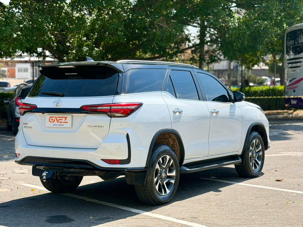 TOYOTA HILUX SW4