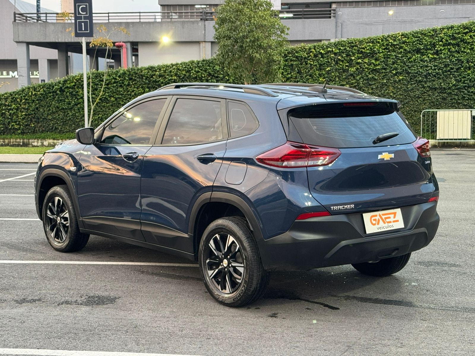 CHEVROLET TRACKER