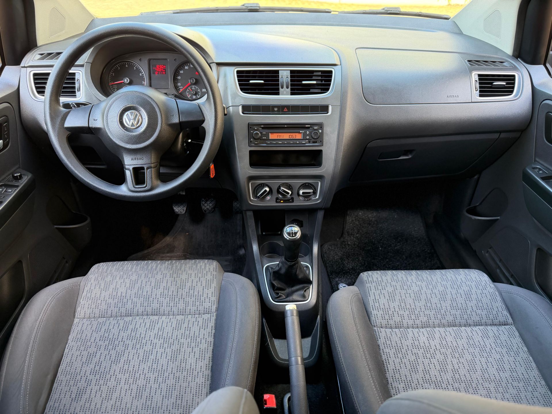 VOLKSWAGEN FOX