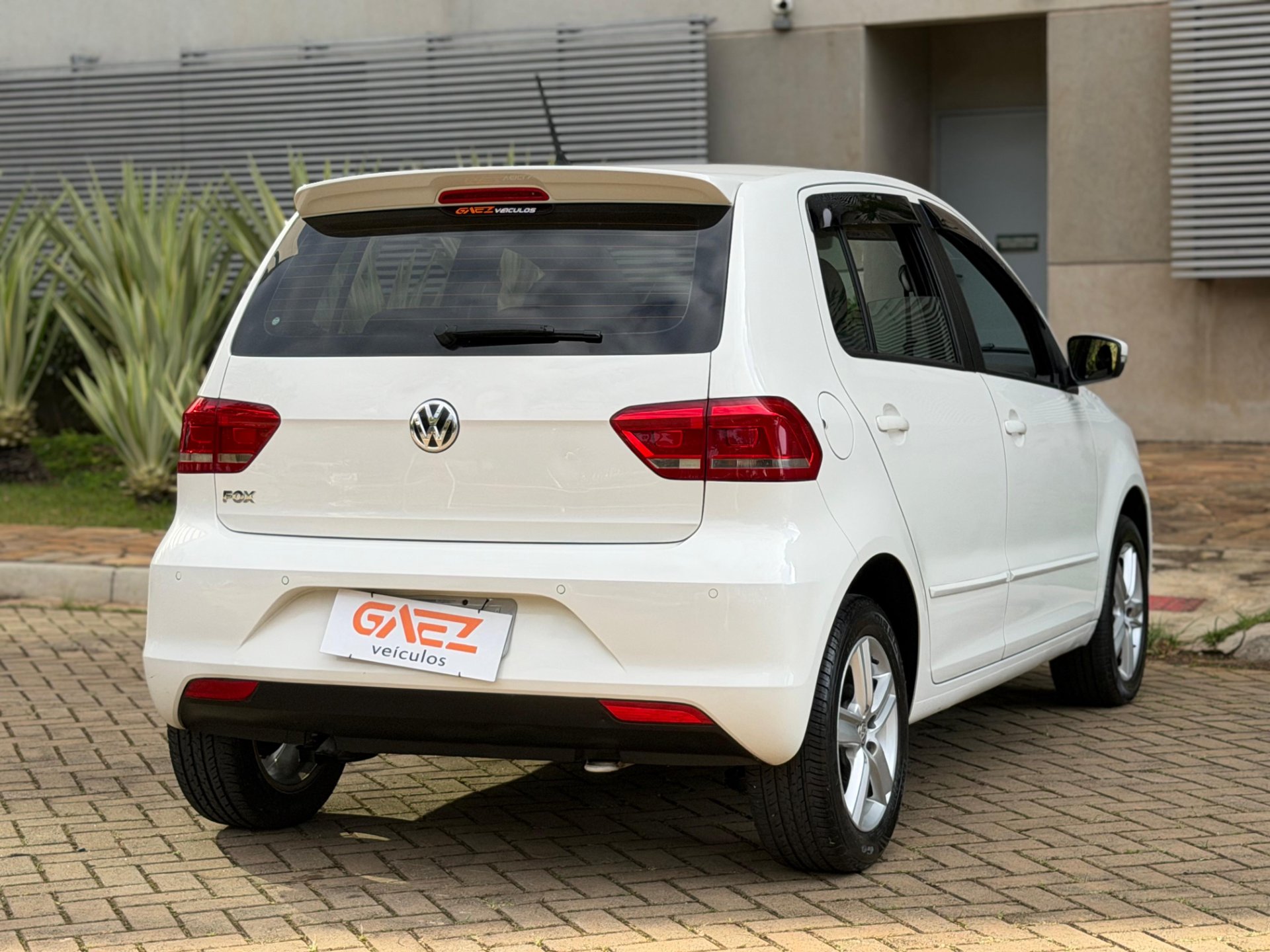 VOLKSWAGEN FOX
