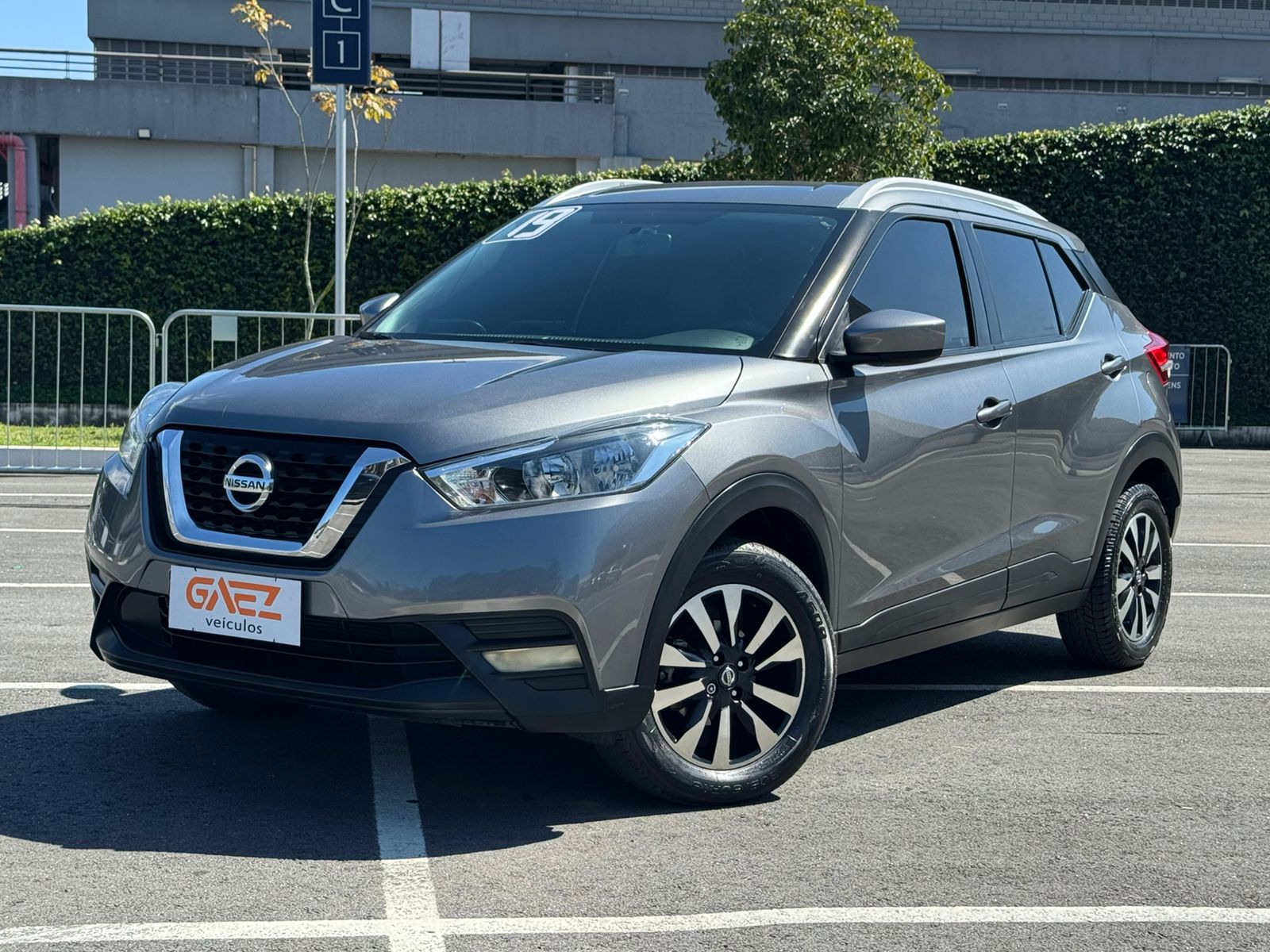 NISSAN KICKS