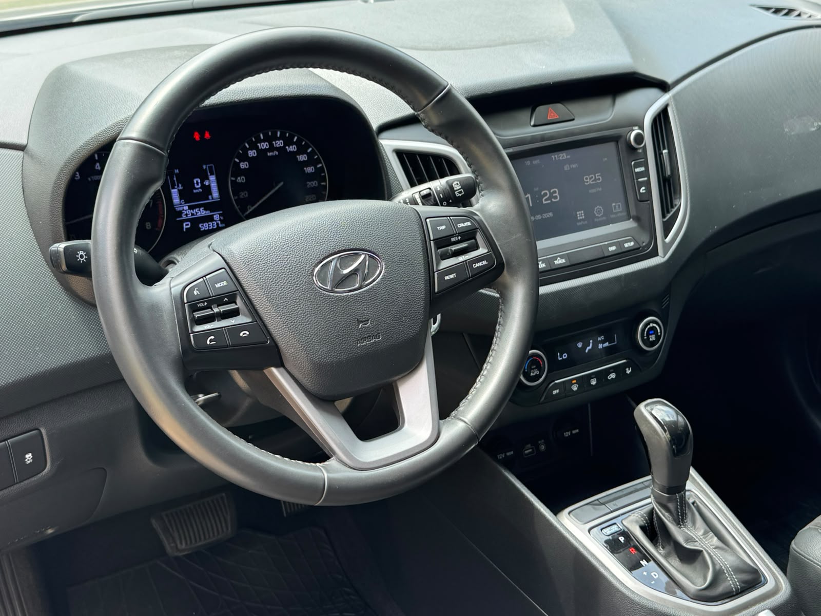 HYUNDAI CRETA