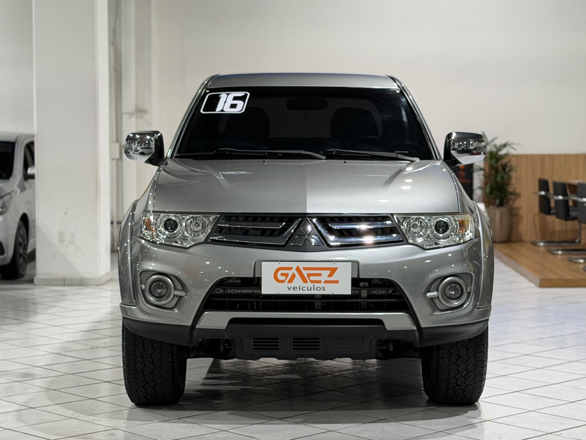 MITSUBISHI L200 TRITON