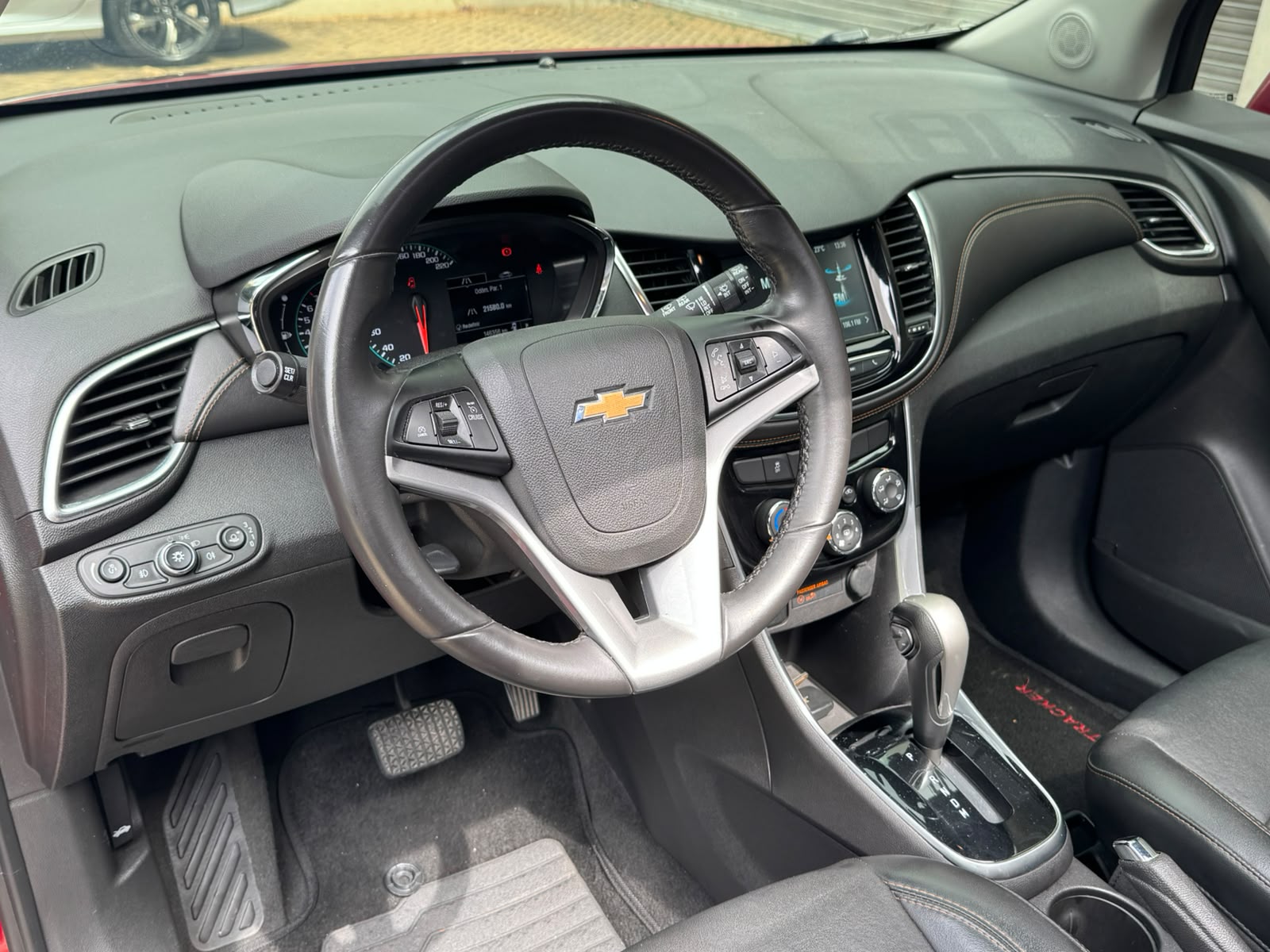 CHEVROLET TRACKER