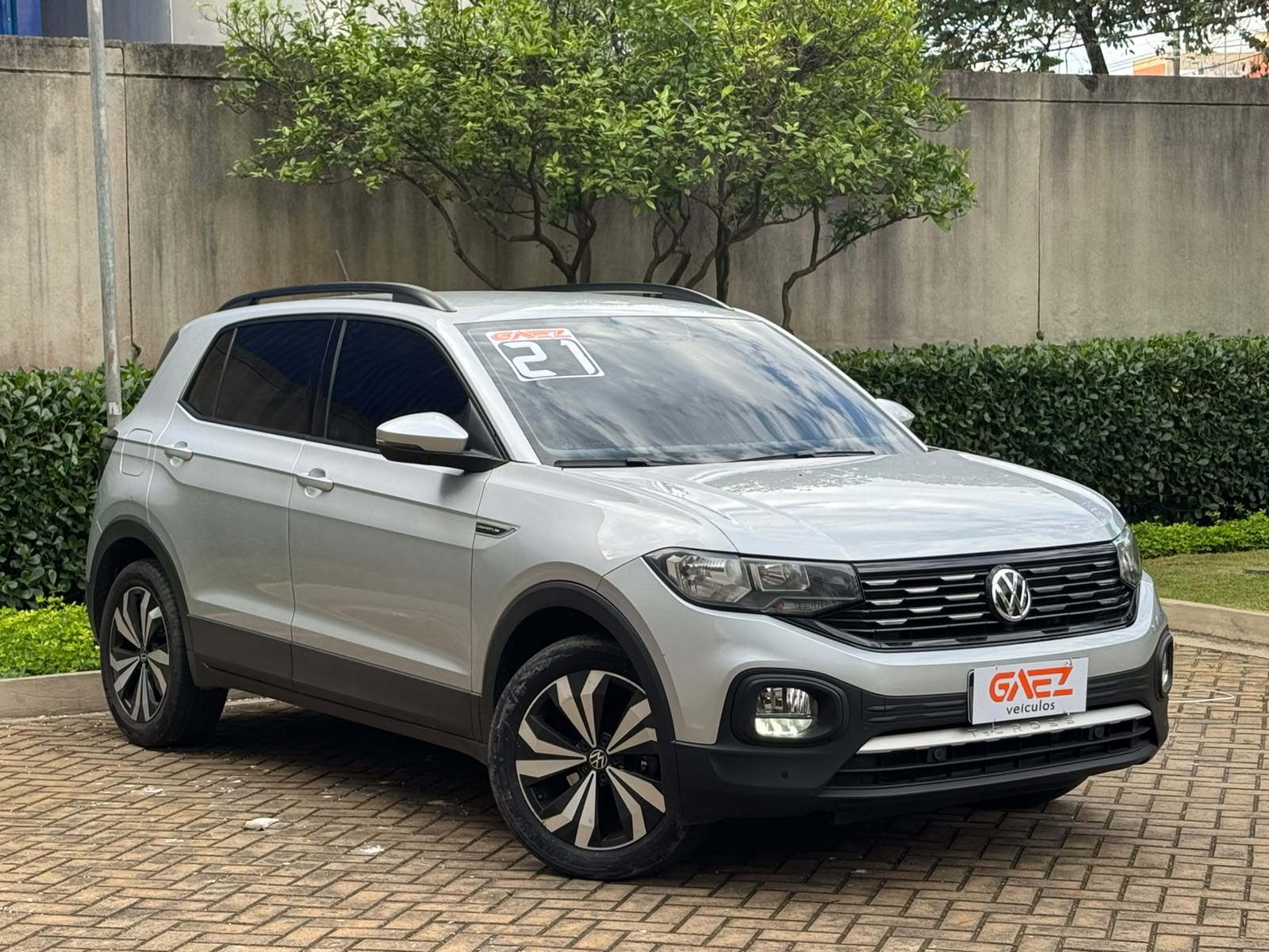 VOLKSWAGEN T-CROSS