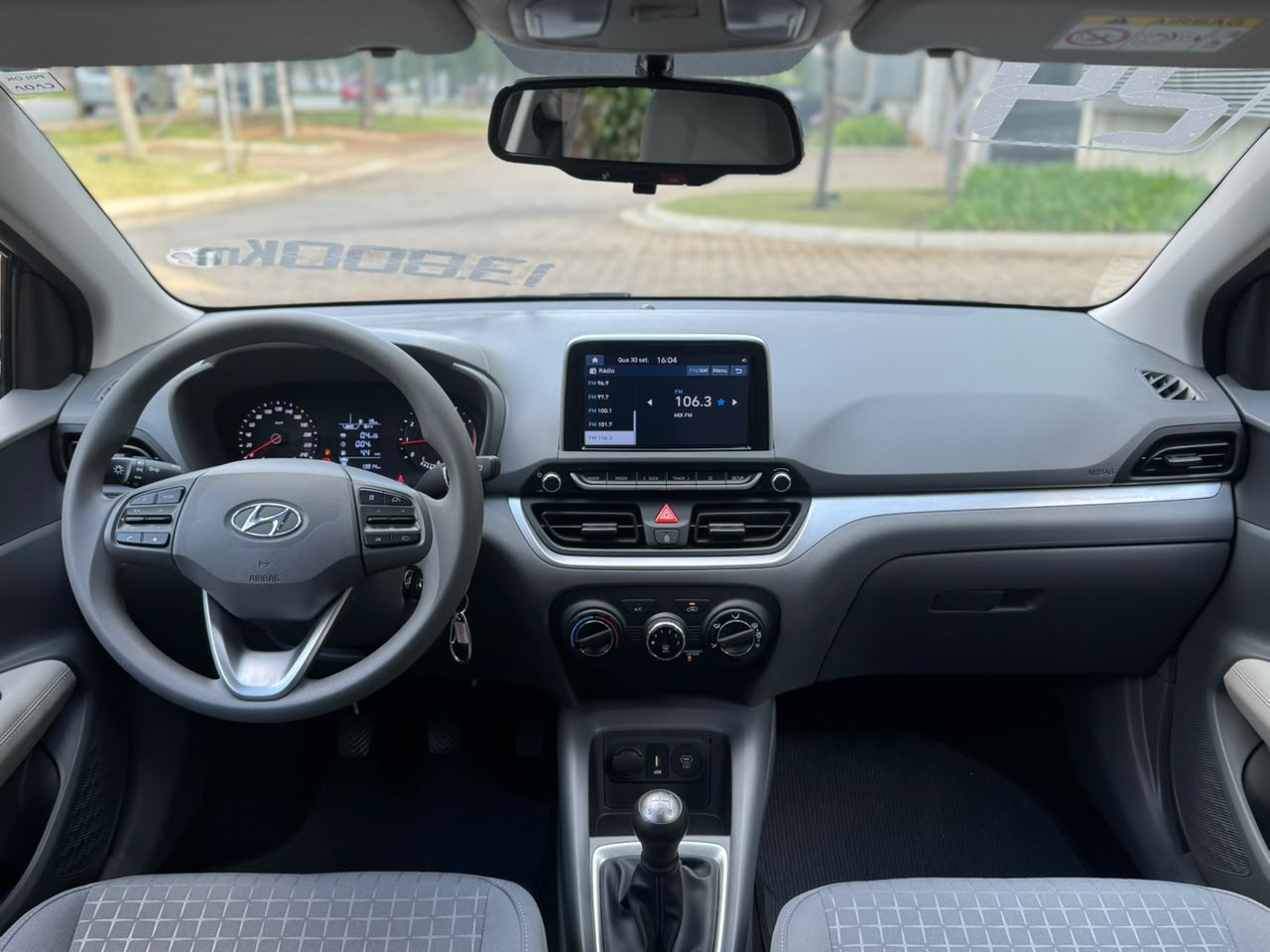 HYUNDAI HB20S