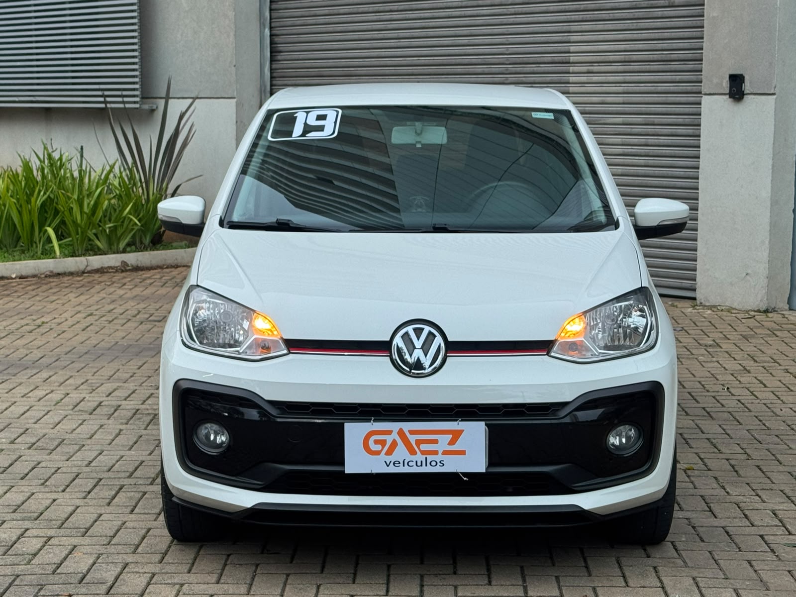 VOLKSWAGEN UP