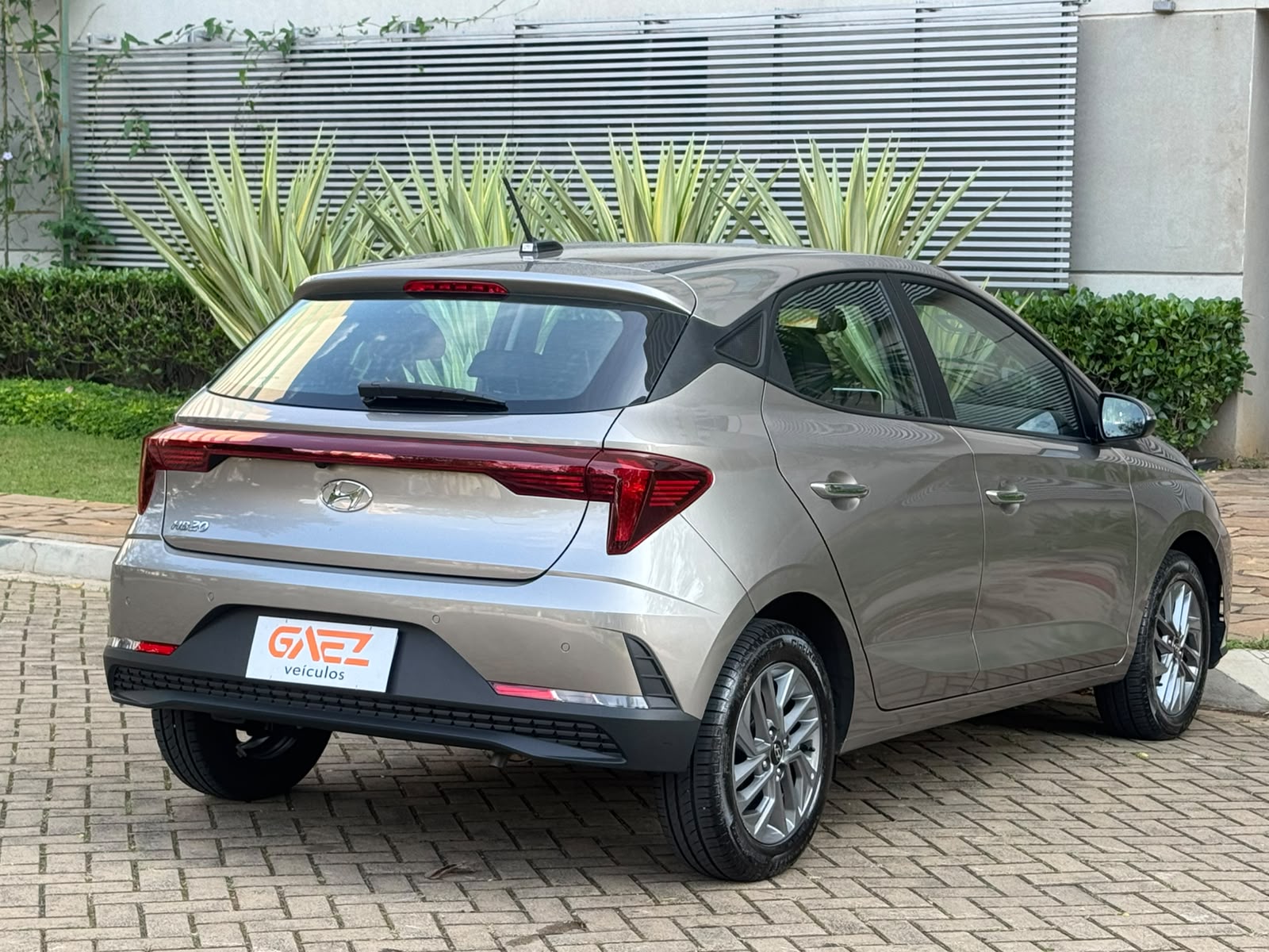 HYUNDAI HB20