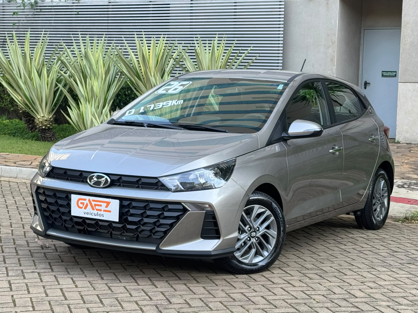 HYUNDAI HB20