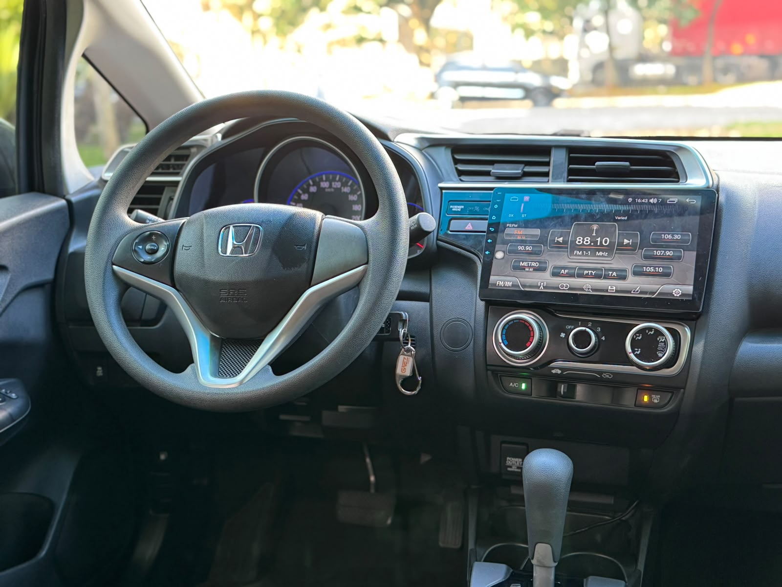 HONDA FIT