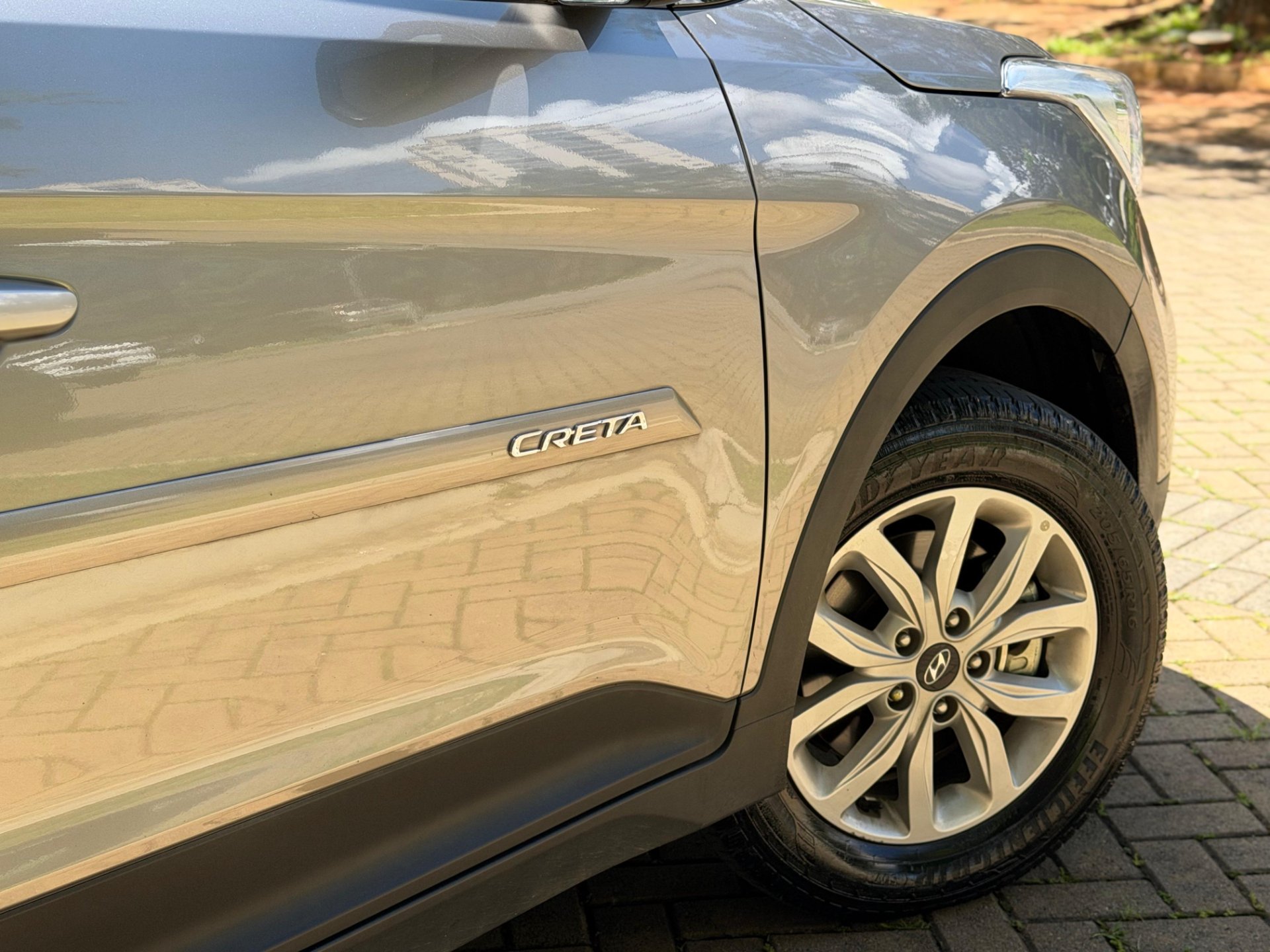 HYUNDAI CRETA