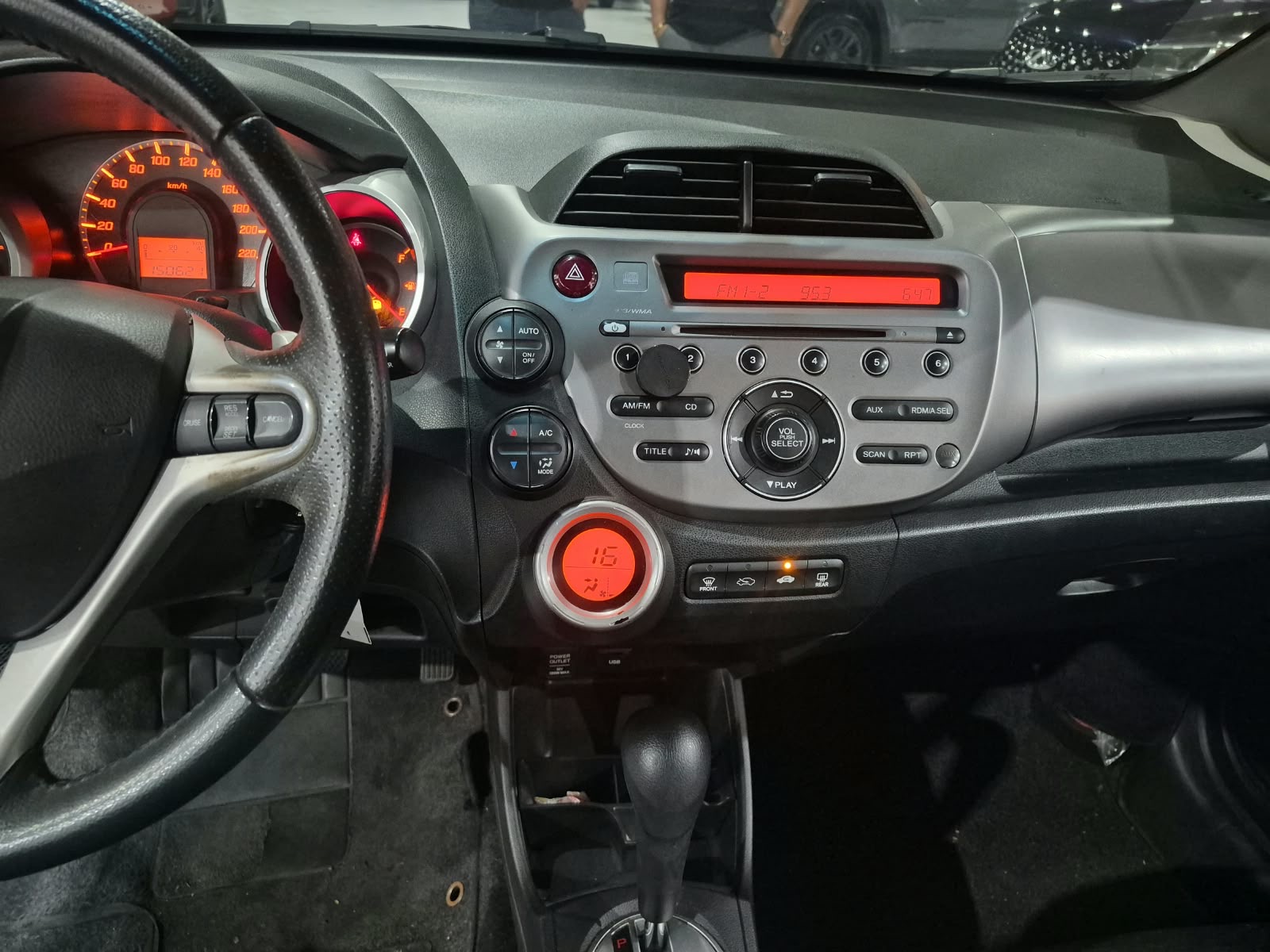 HONDA FIT