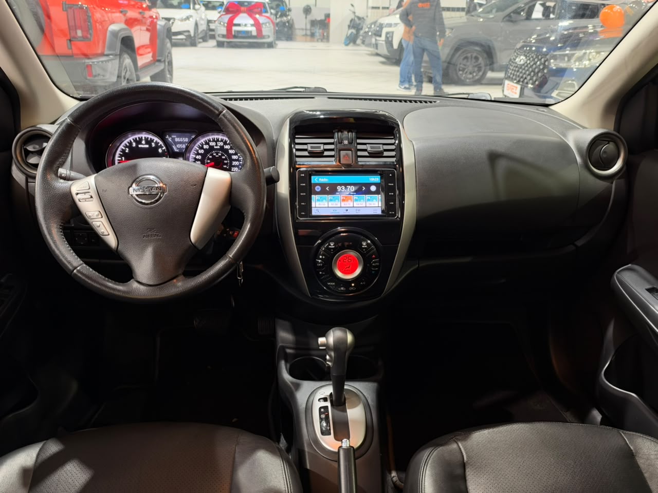 NISSAN VERSA