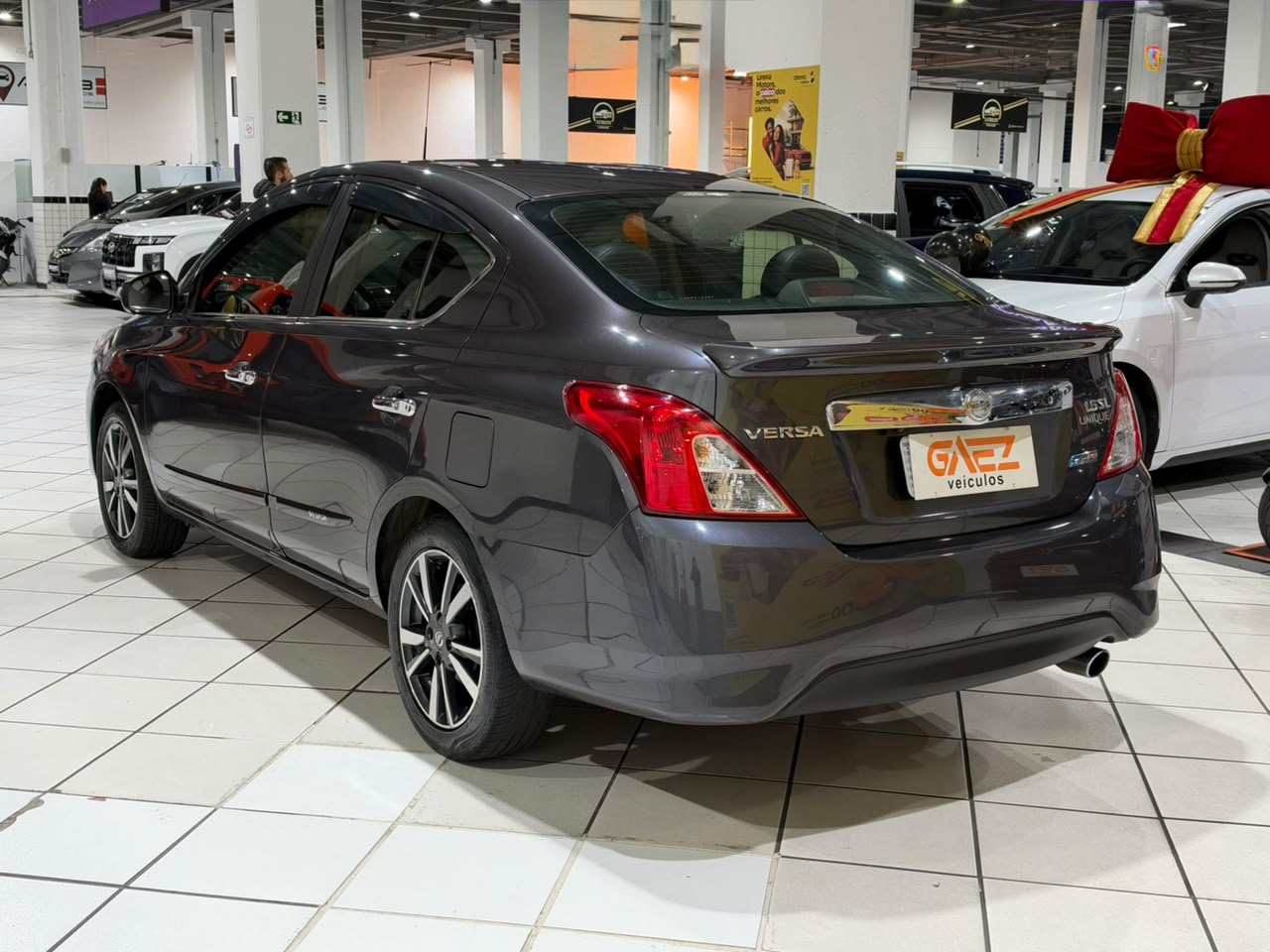 NISSAN VERSA
