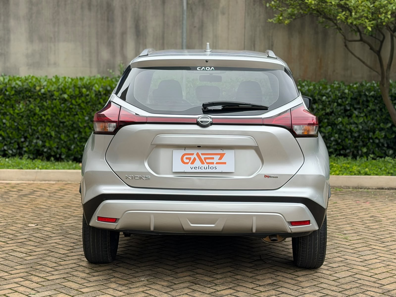 NISSAN KICKS