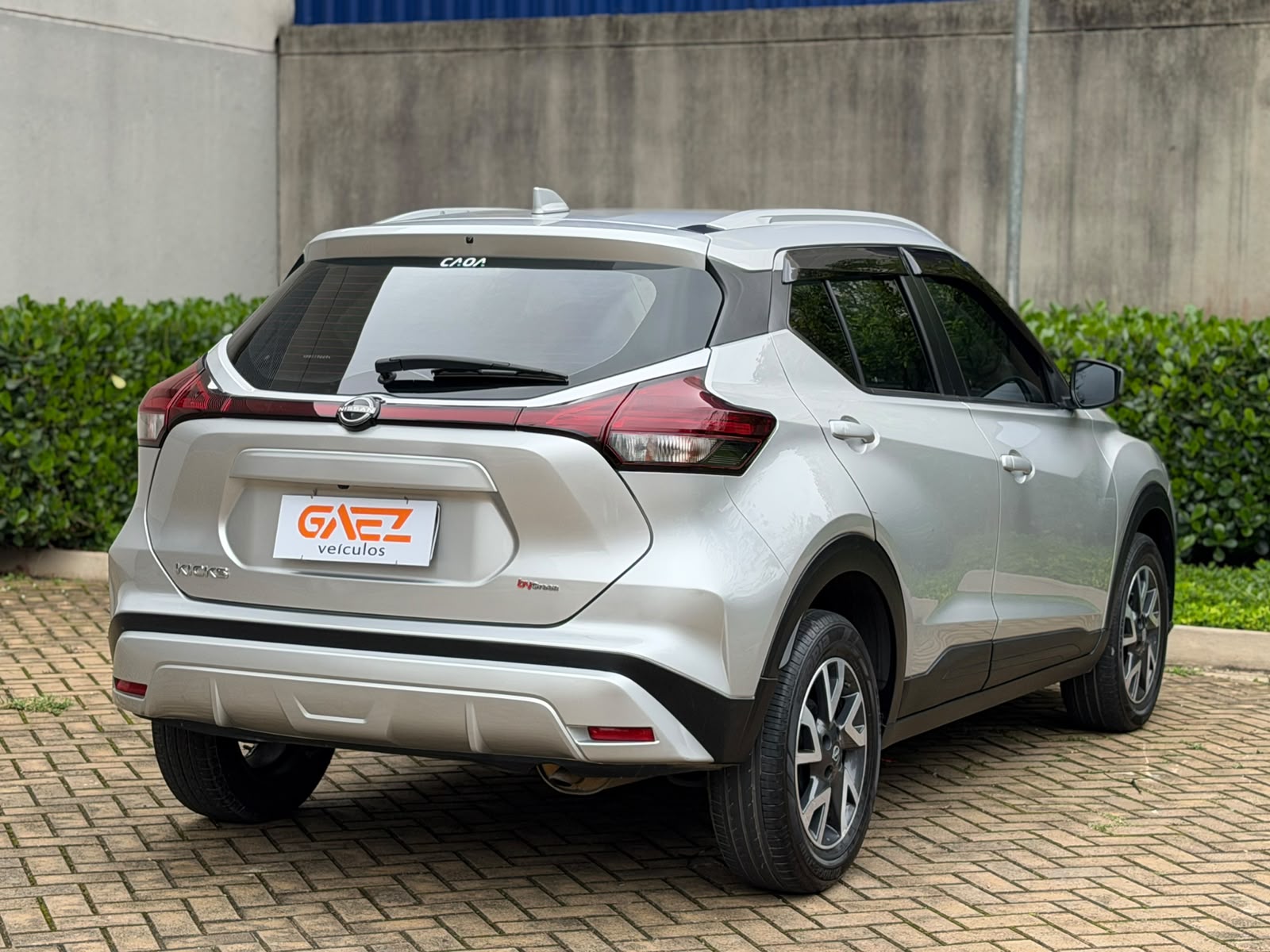 NISSAN KICKS