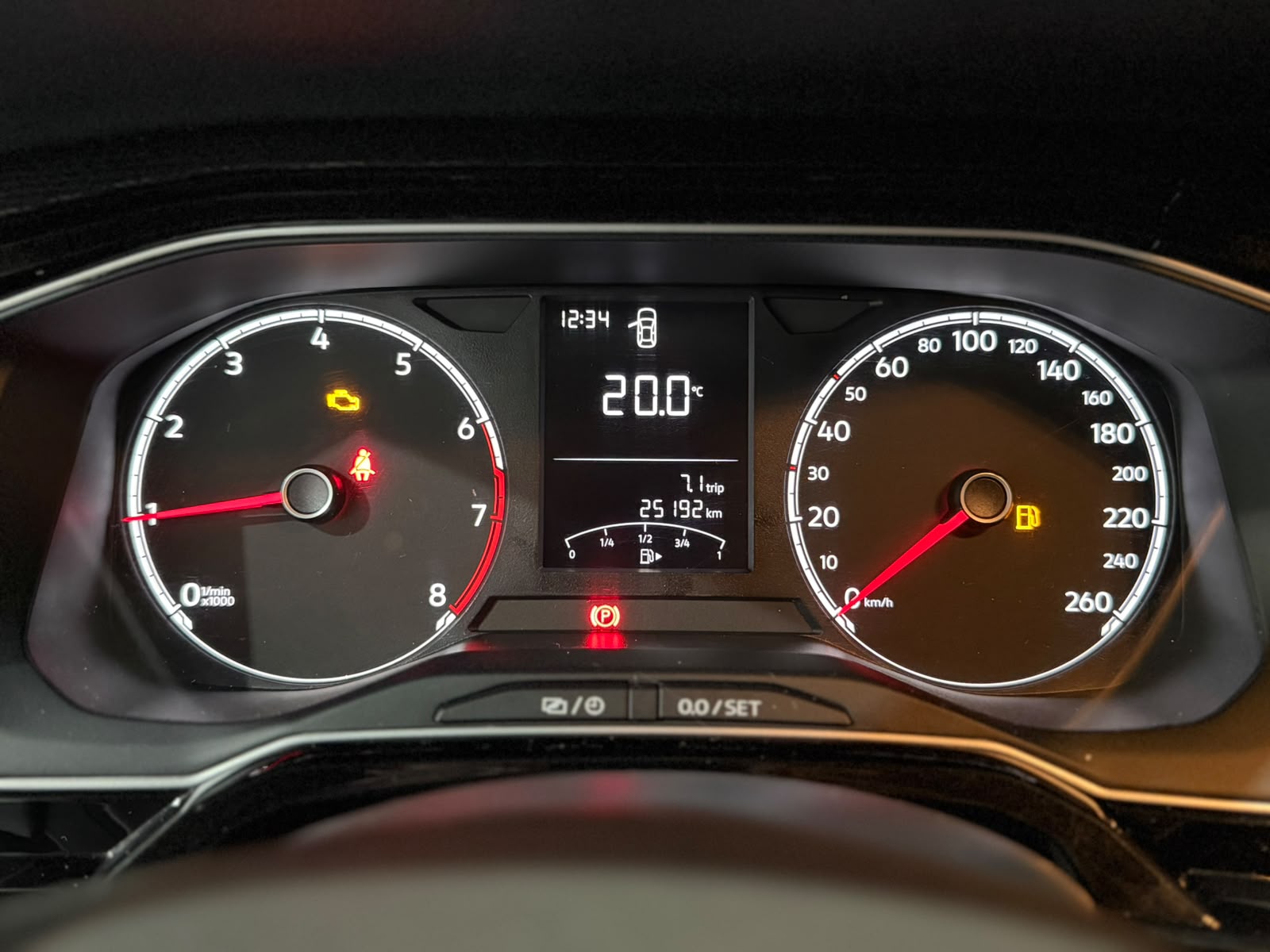 VOLKSWAGEN POLO
