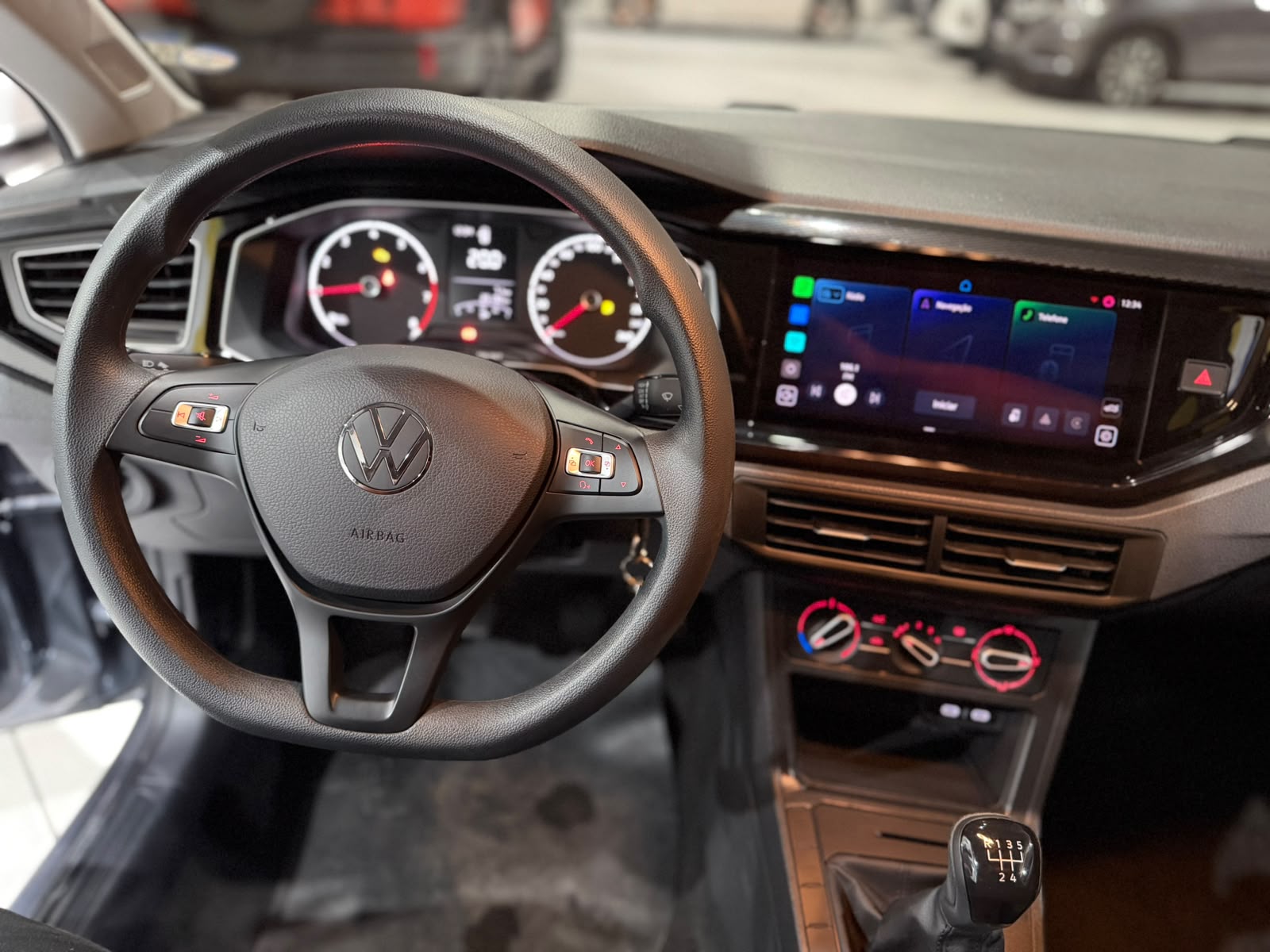 VOLKSWAGEN POLO