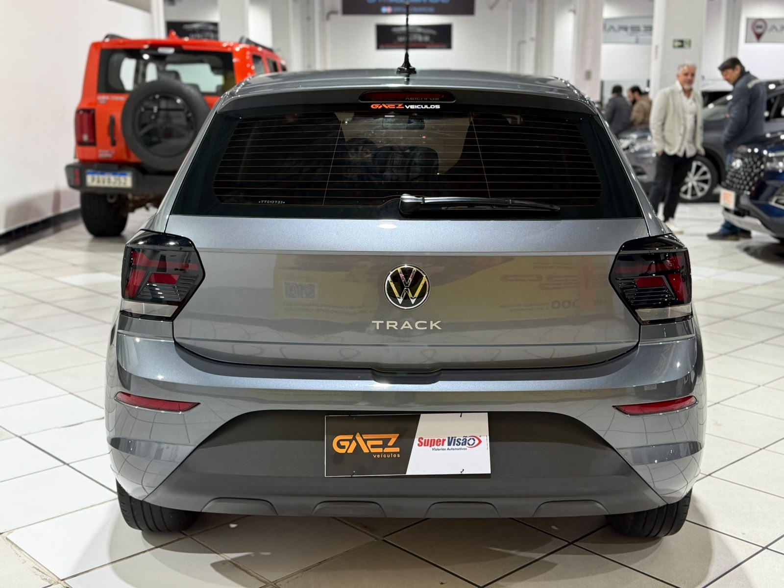 VOLKSWAGEN POLO