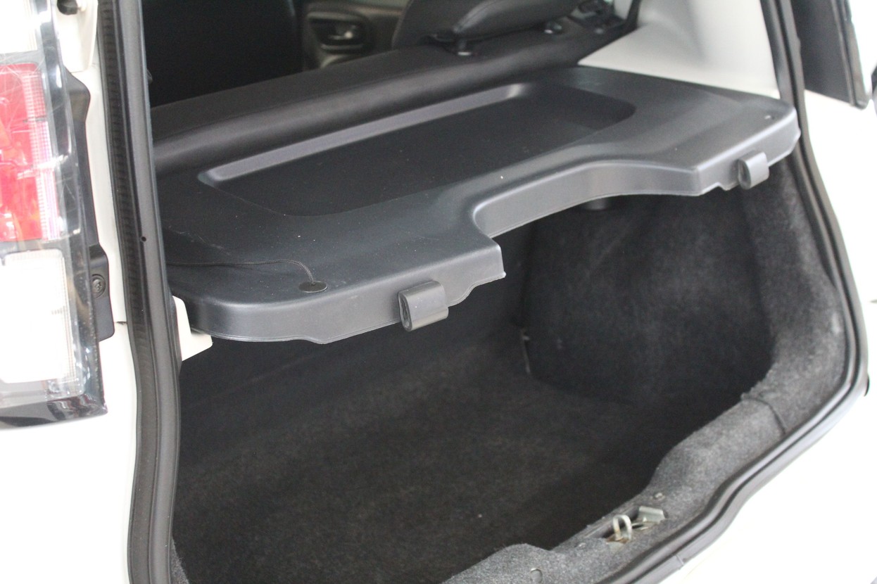 Car Image 21