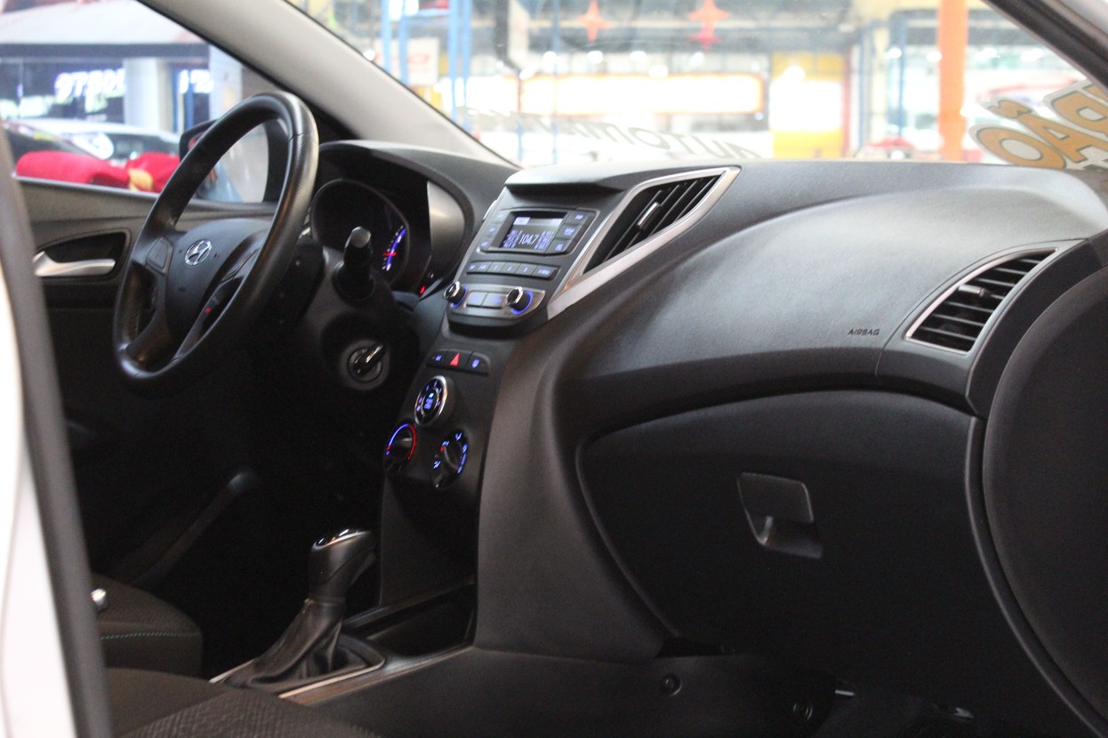 Car Image 11