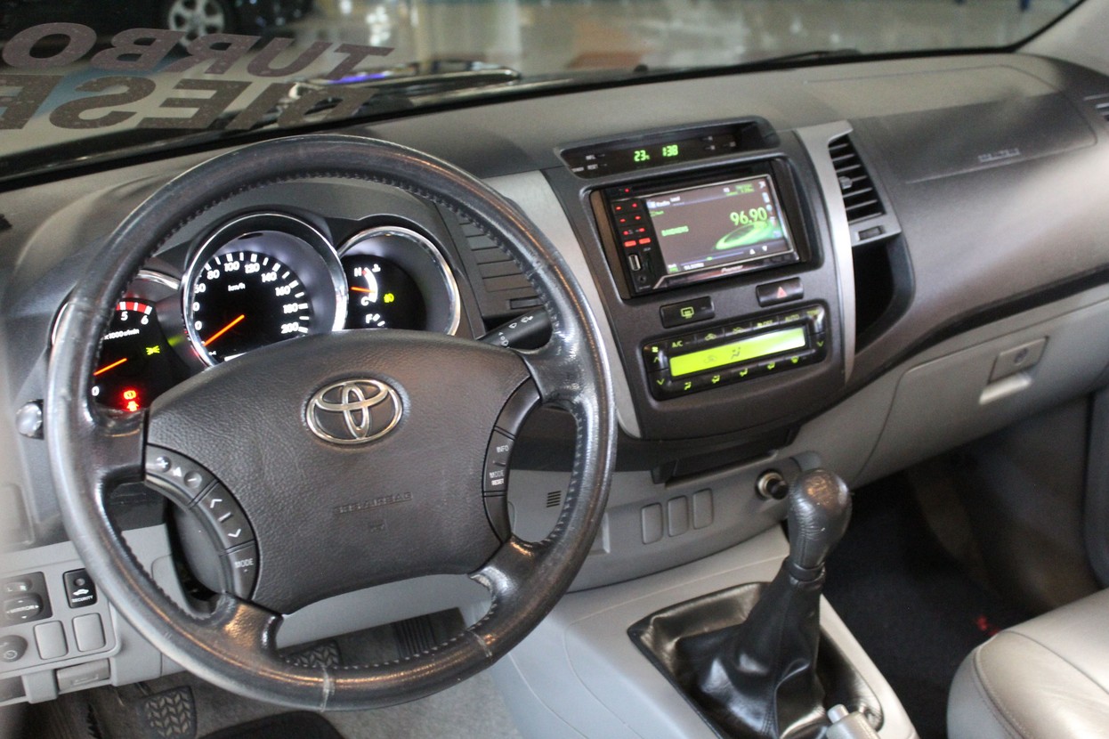 HILUX 3.0 SRV 4X2 CD 16V TURBO INTERCOOLER