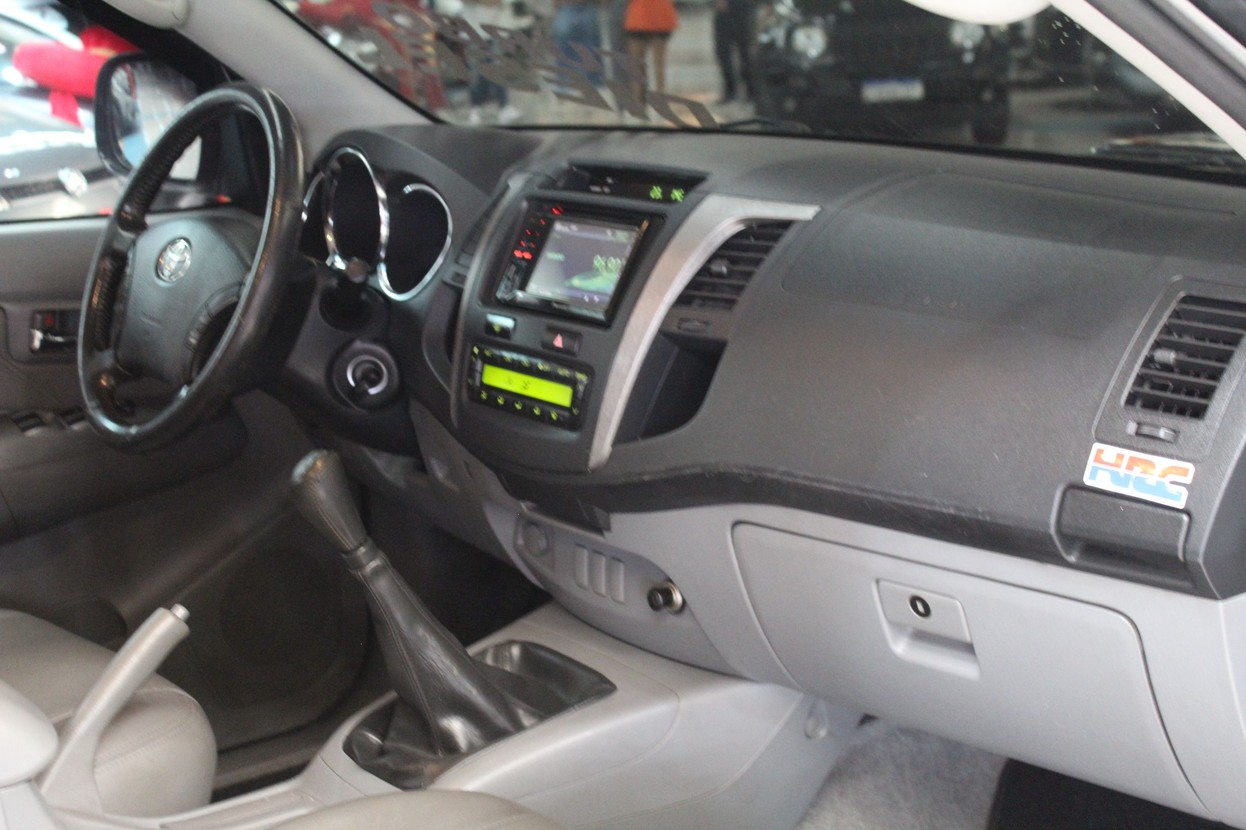 HILUX 3.0 SRV 4X2 CD 16V TURBO INTERCOOLER