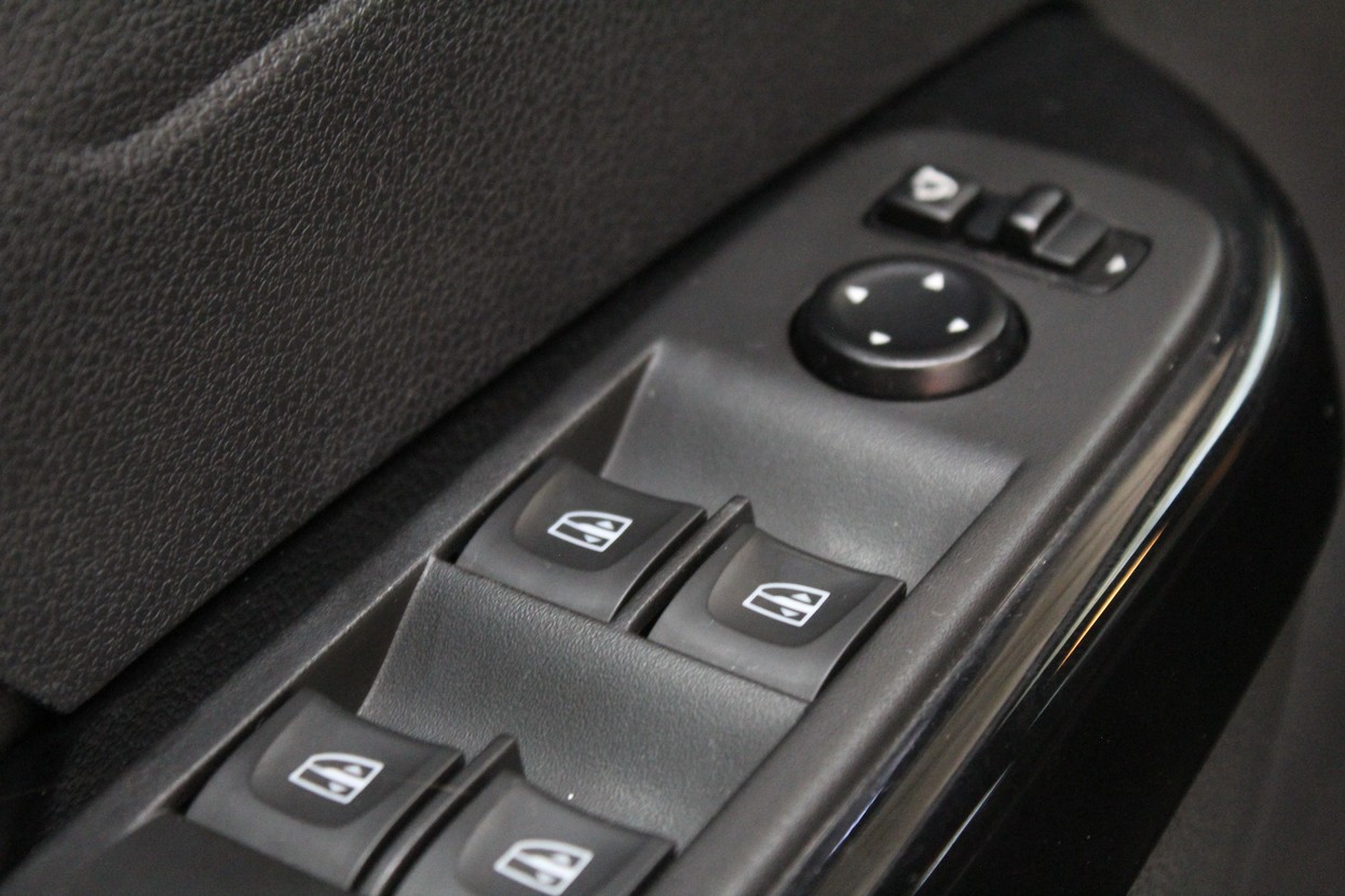 CAPTUR 1.6 16V SCE INTENSE