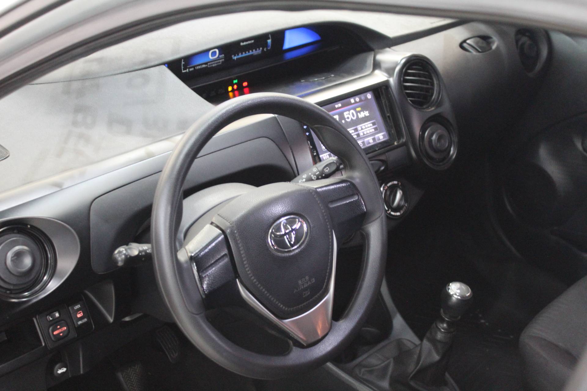 TOYOTA ETIOS