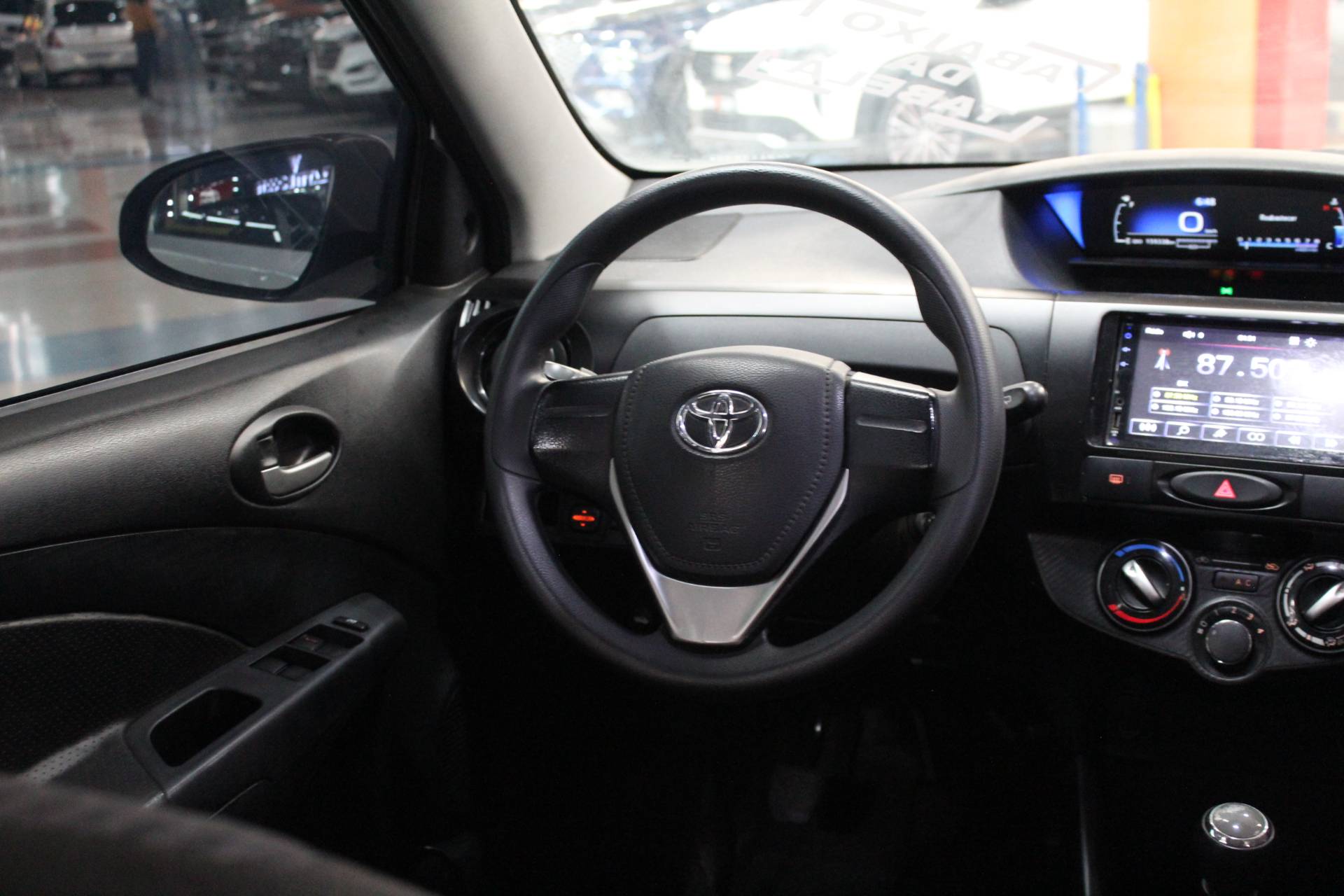 TOYOTA ETIOS
