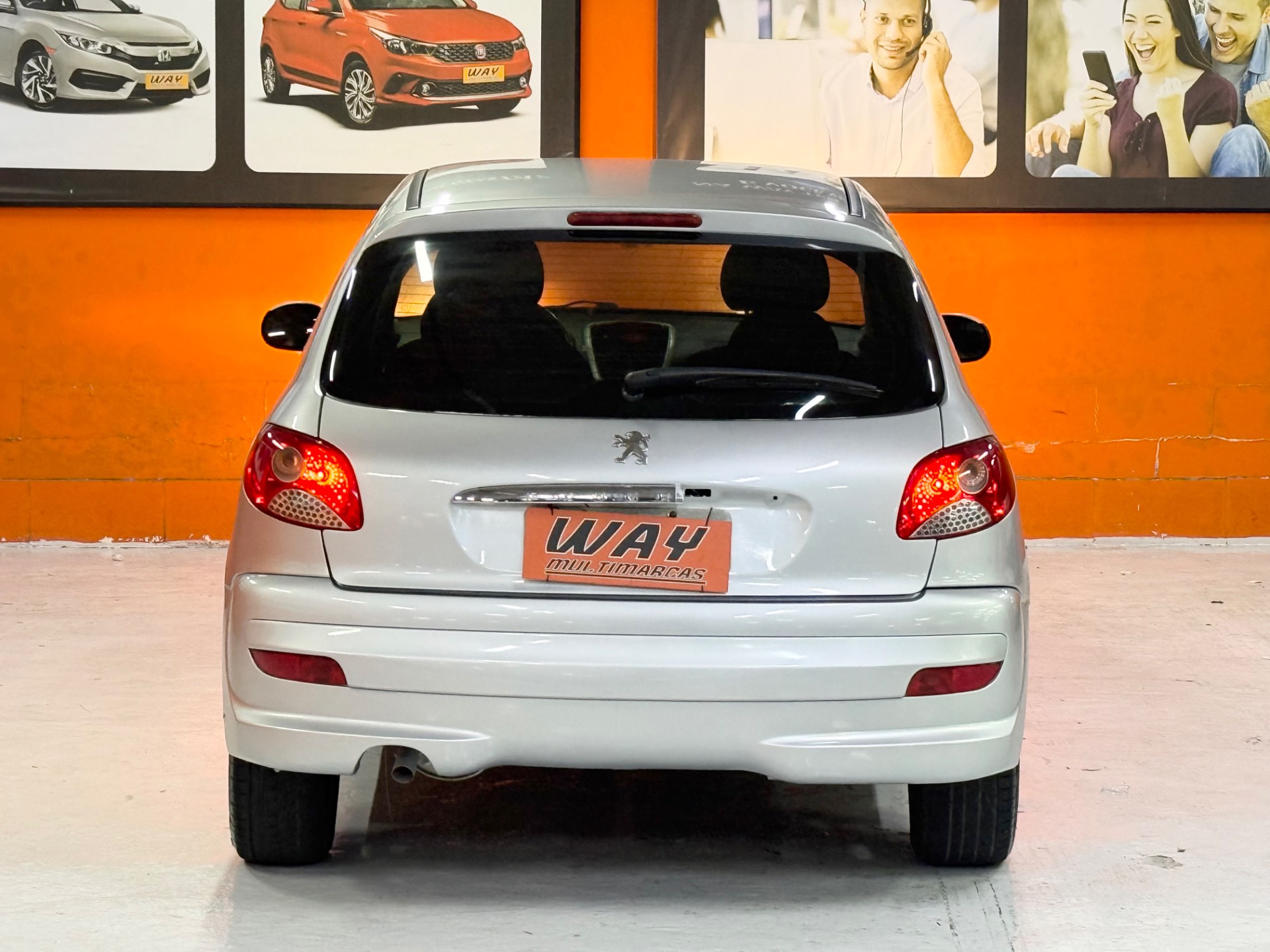 PEUGEOT 207