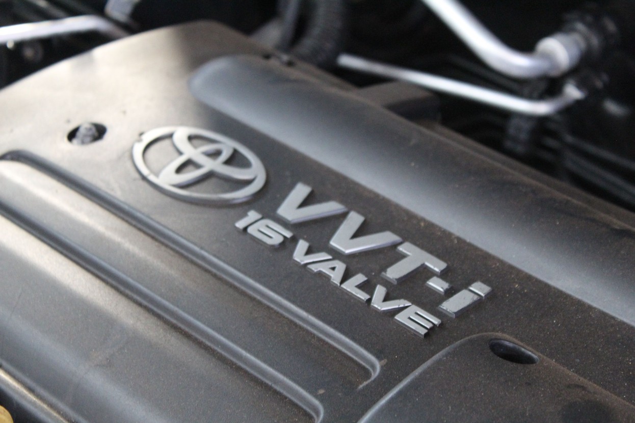 TOYOTA COROLLA 1.8 XEI 16V