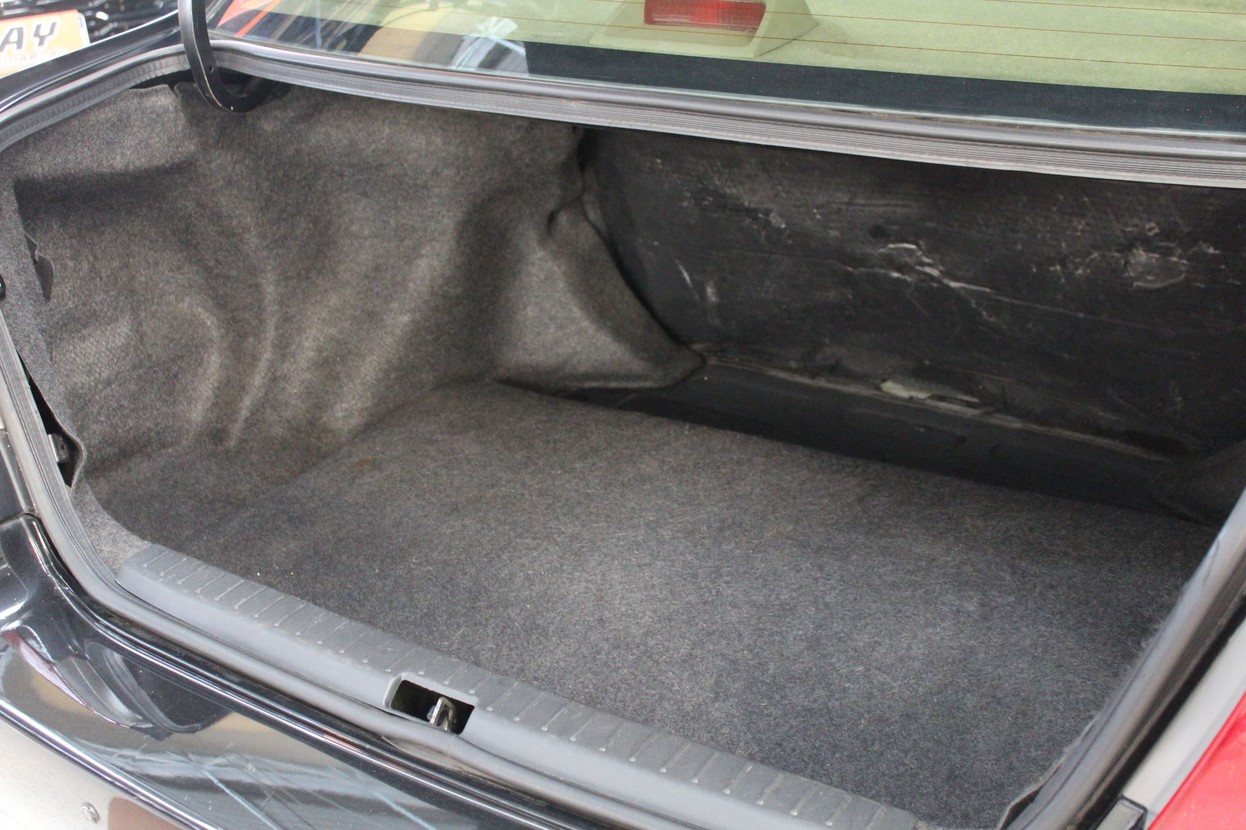 TOYOTA COROLLA 1.8 XEI 16V