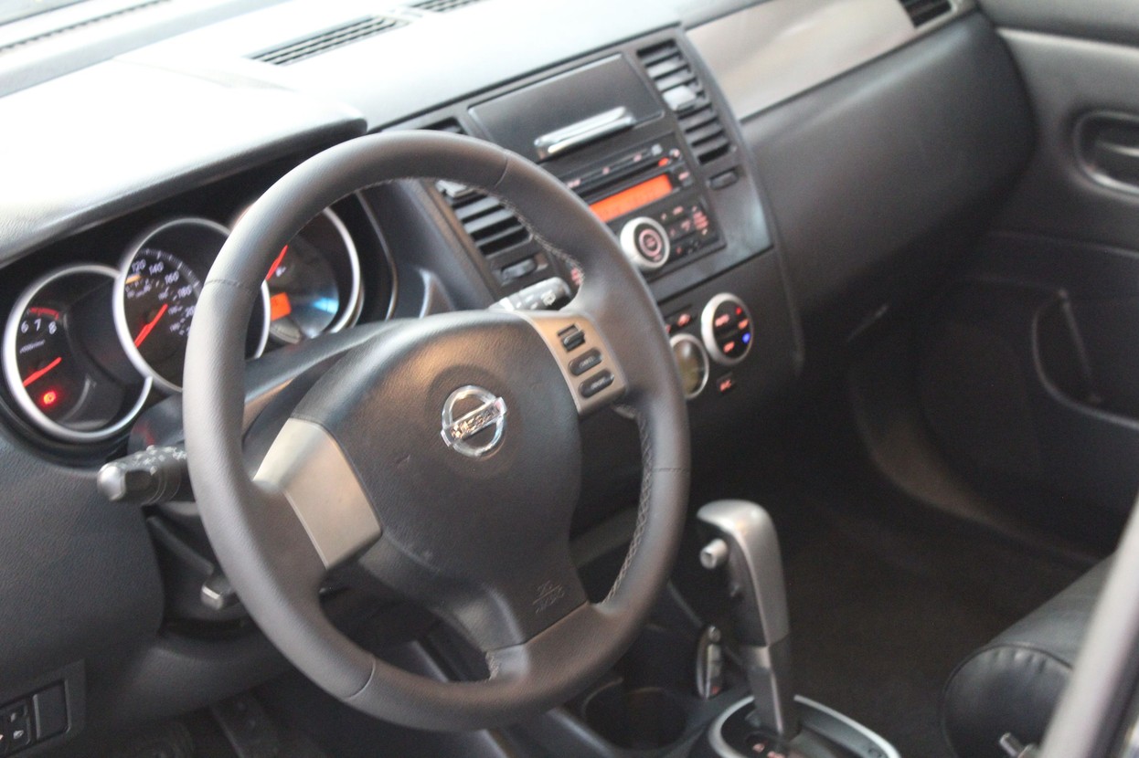 NISSAN TIIDA 1.8 SL 16V