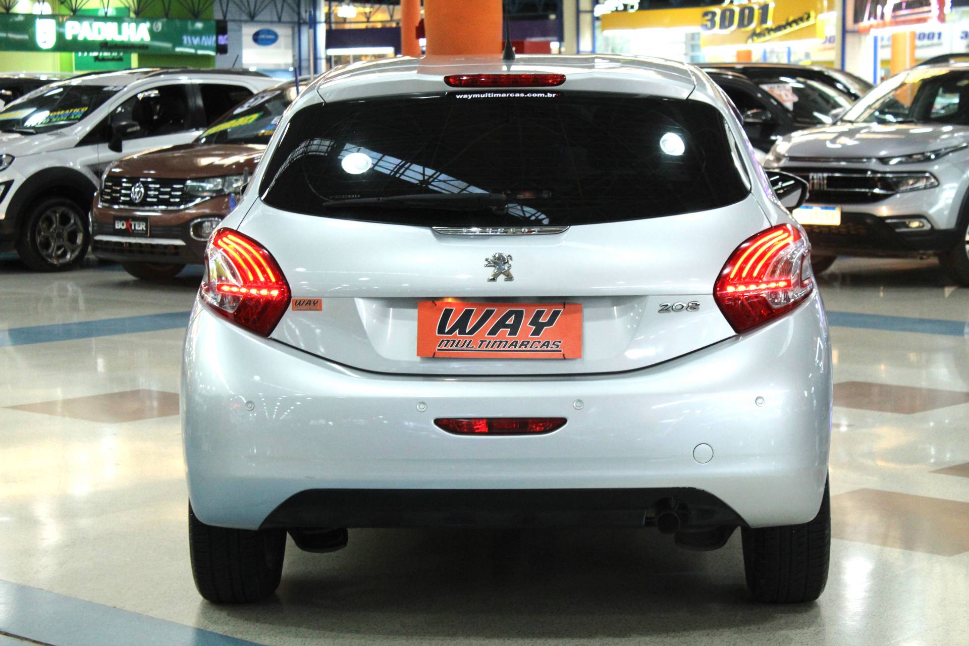 PEUGEOT 208