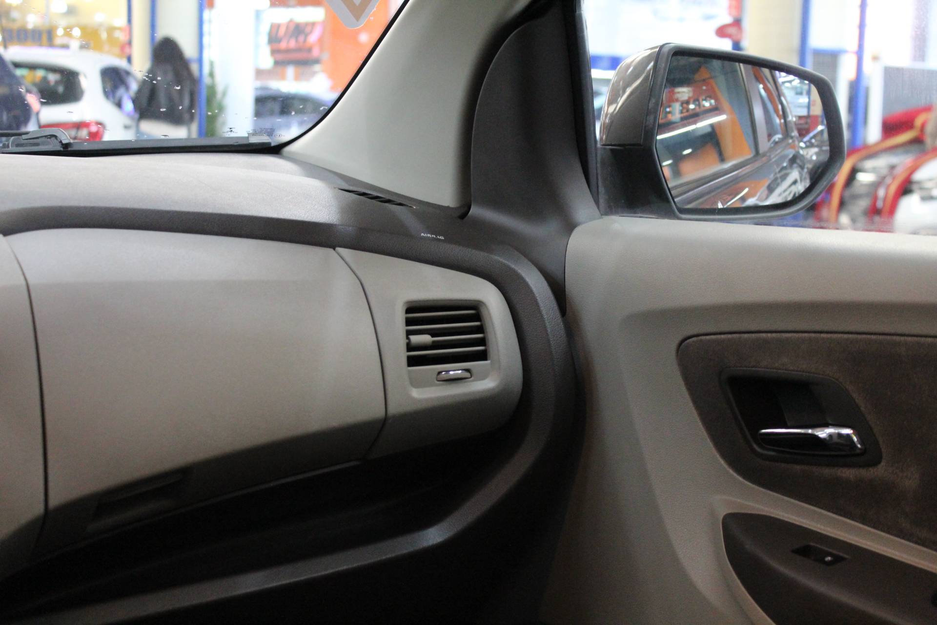 CHEVROLET SPIN