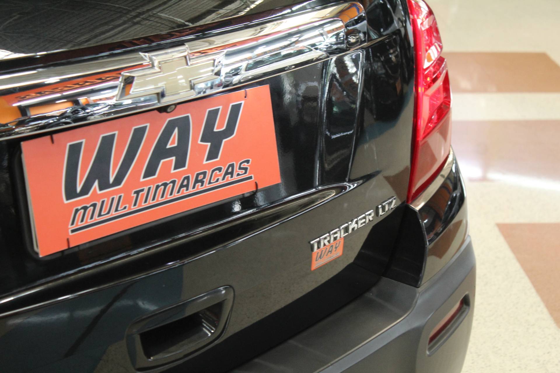 CHEVROLET TRACKER
