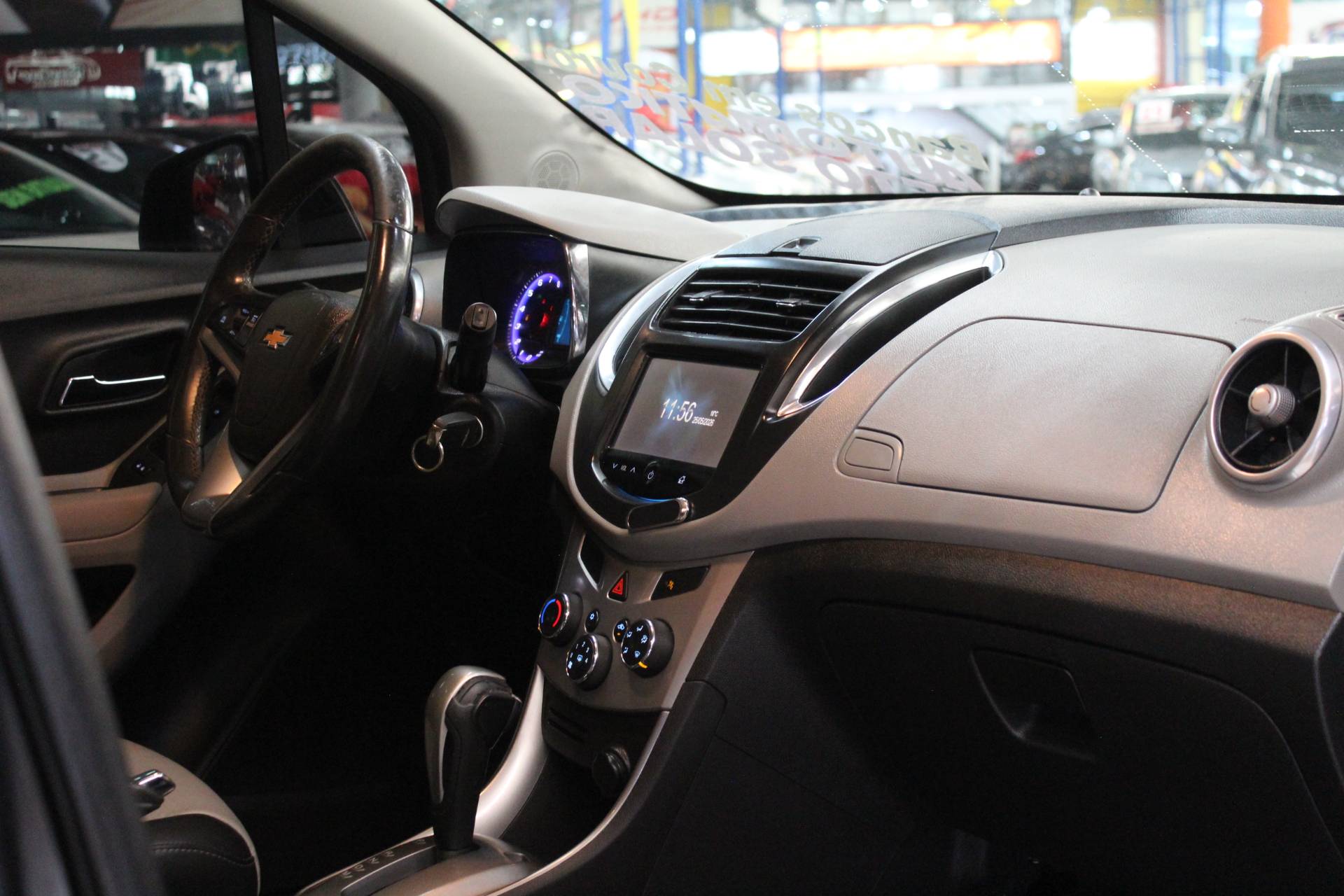 CHEVROLET TRACKER