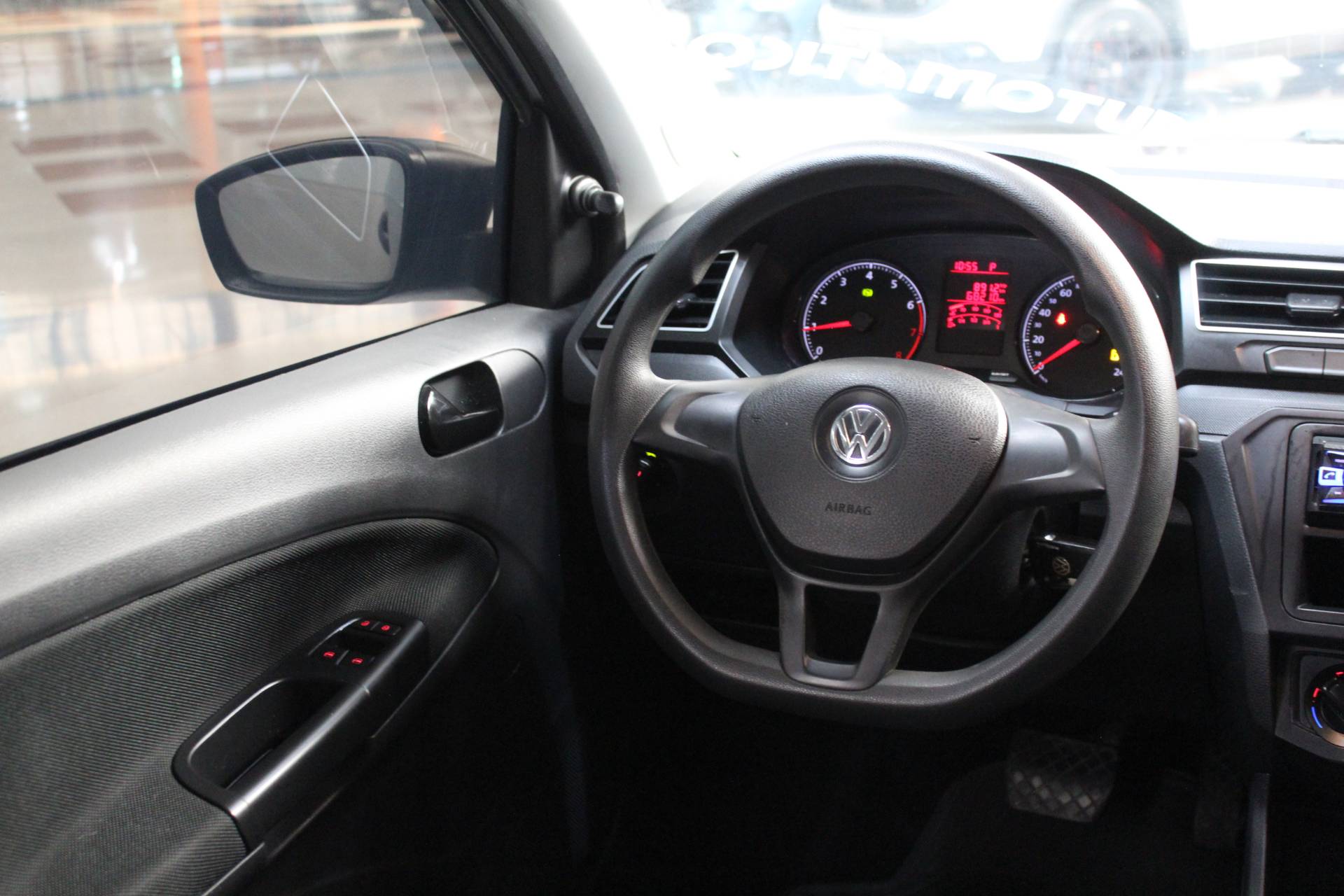 VOLKSWAGEN VOYAGE