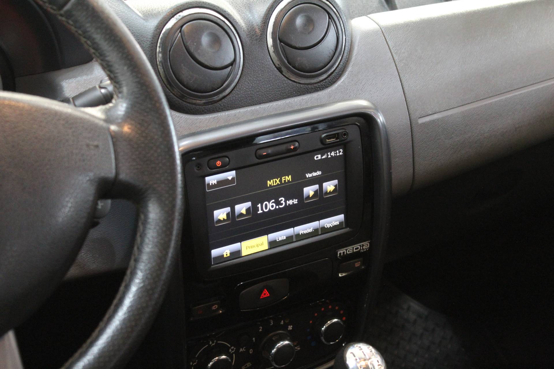 RENAULT DUSTER