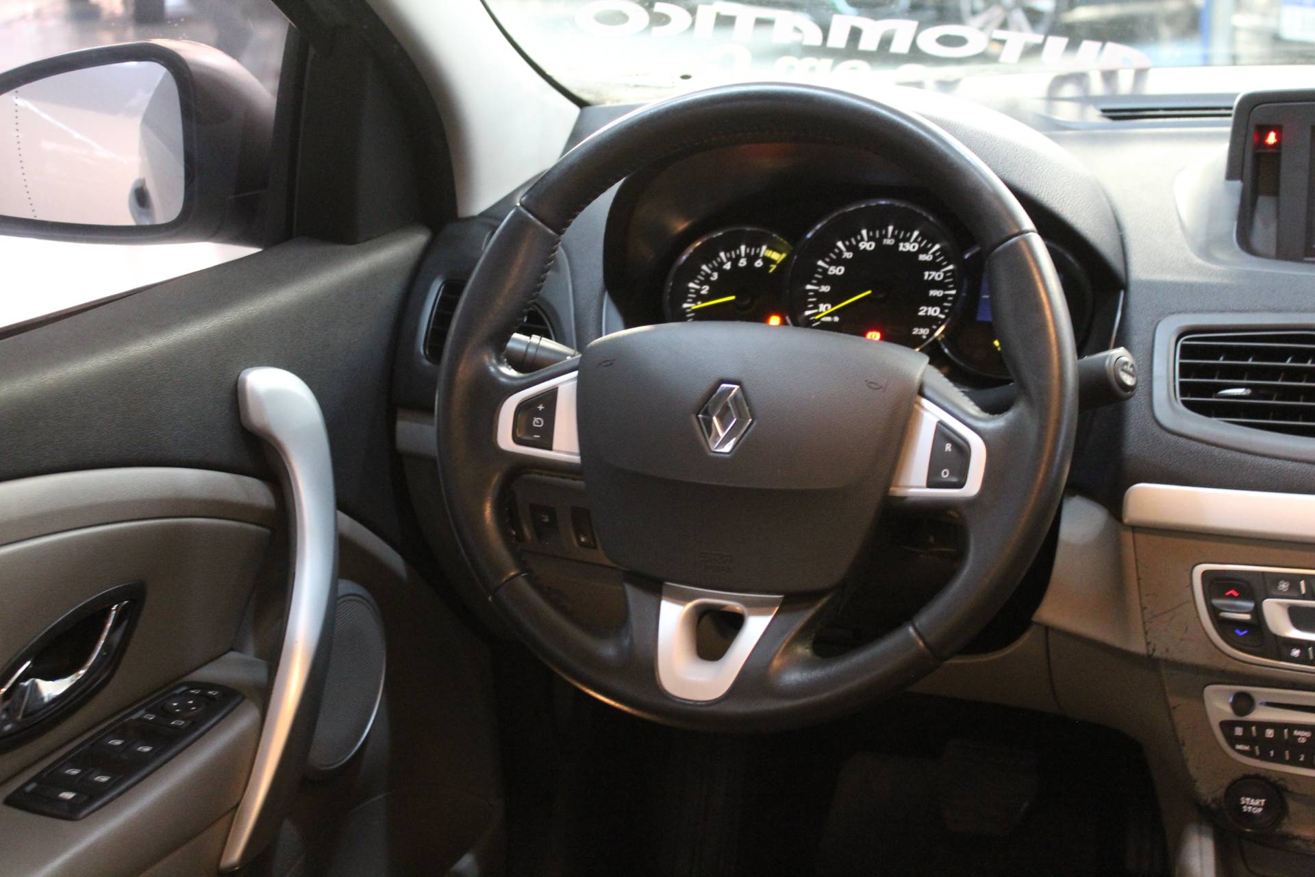 RENAULT FLUENCE