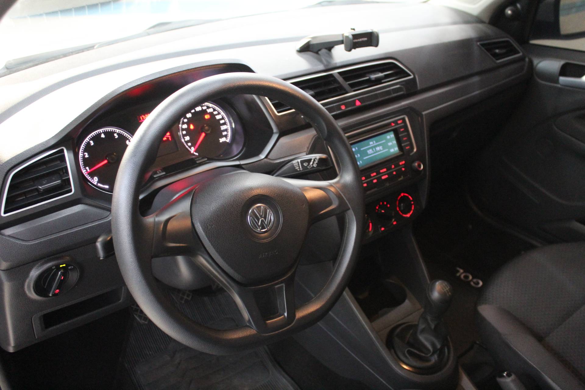 VOLKSWAGEN GOL